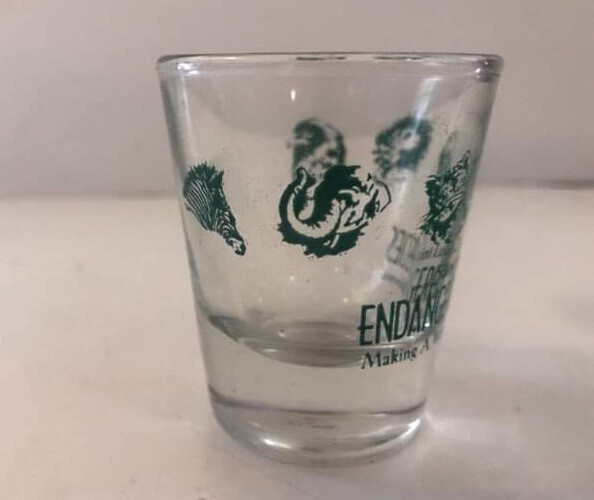 Saint Louis Zoo, Endangered Species Shot Glass, COMBINED SHIPPING (SEE STORE)