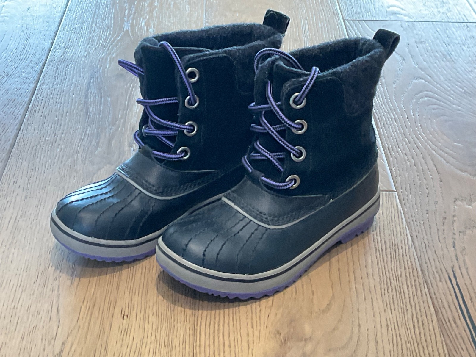 Sorel Winter Snow Boots Waterproof Black & Purple Detail Youth Size 1