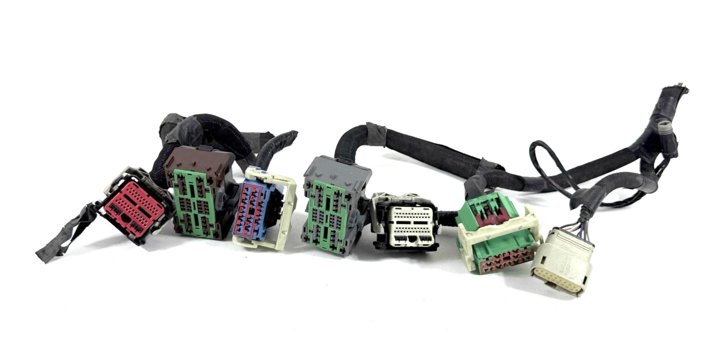 TIPM Wiring Harness Connectors Plugs Only Dodge Journey Caravan OEM 68239606AA