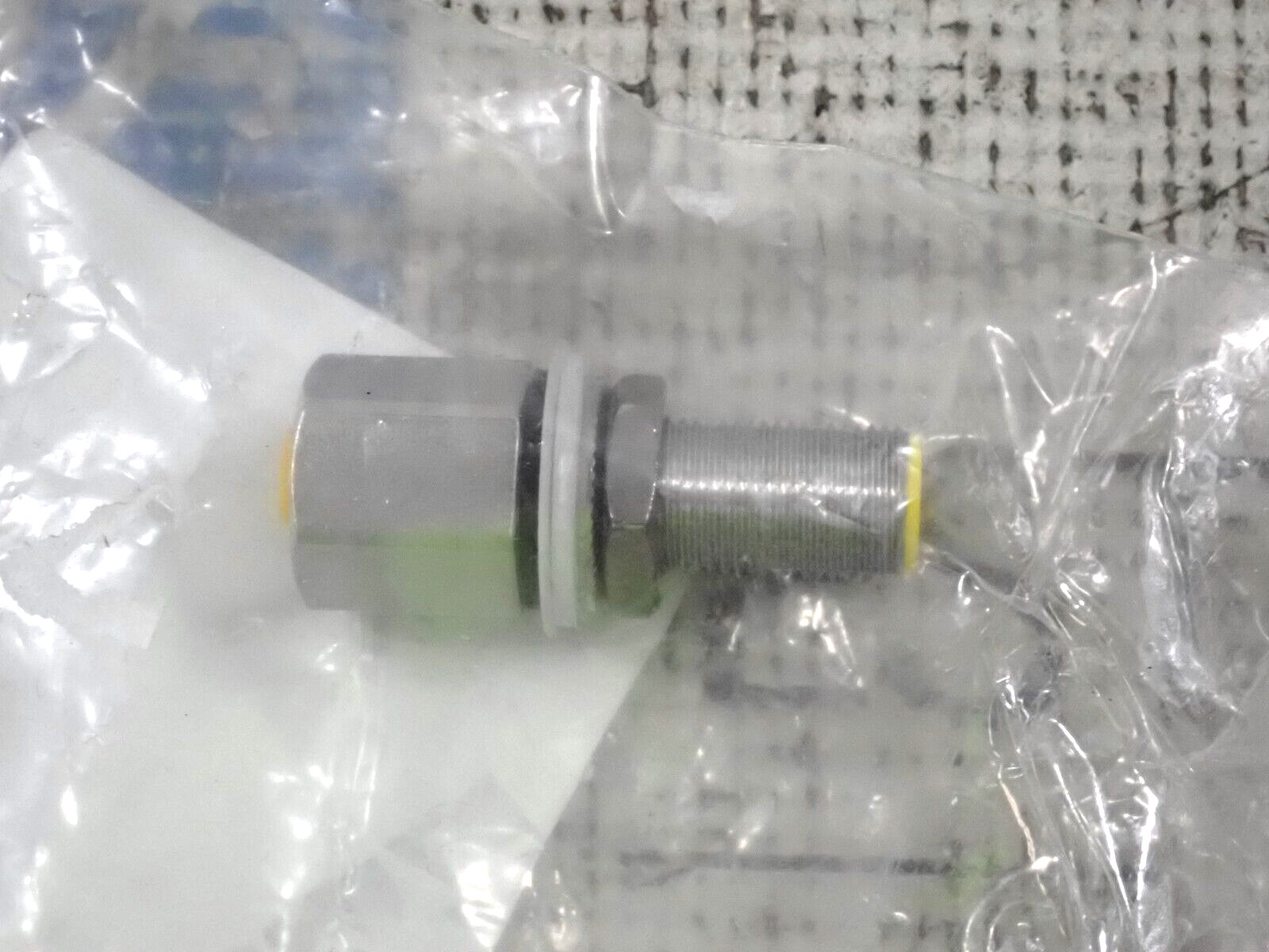 TURCK FKVFSV 4,4/M12 Inductive Sensor New
