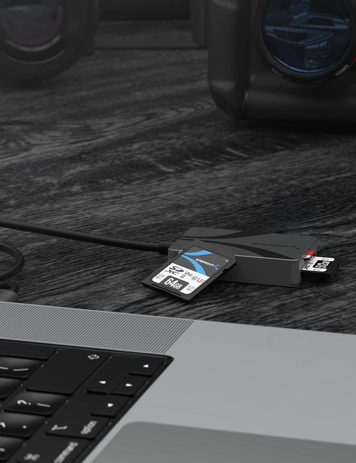 Dual-Slot USB-C Card Reader for UHS-II SD & microSD, High-Speed Memory Access