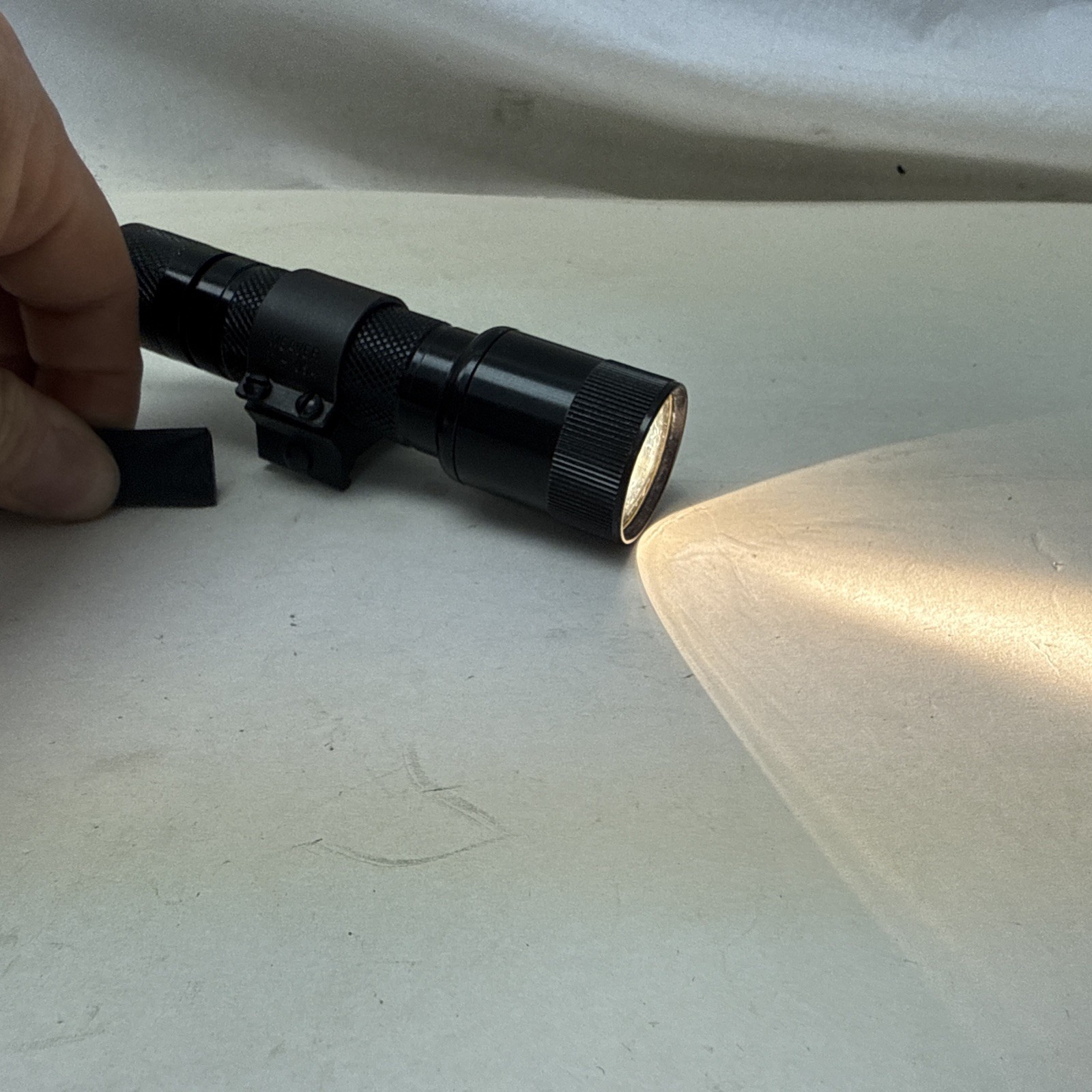Old School Black Hawk Down Laser Devices Surefire 600 Series Flashlight 727 6P