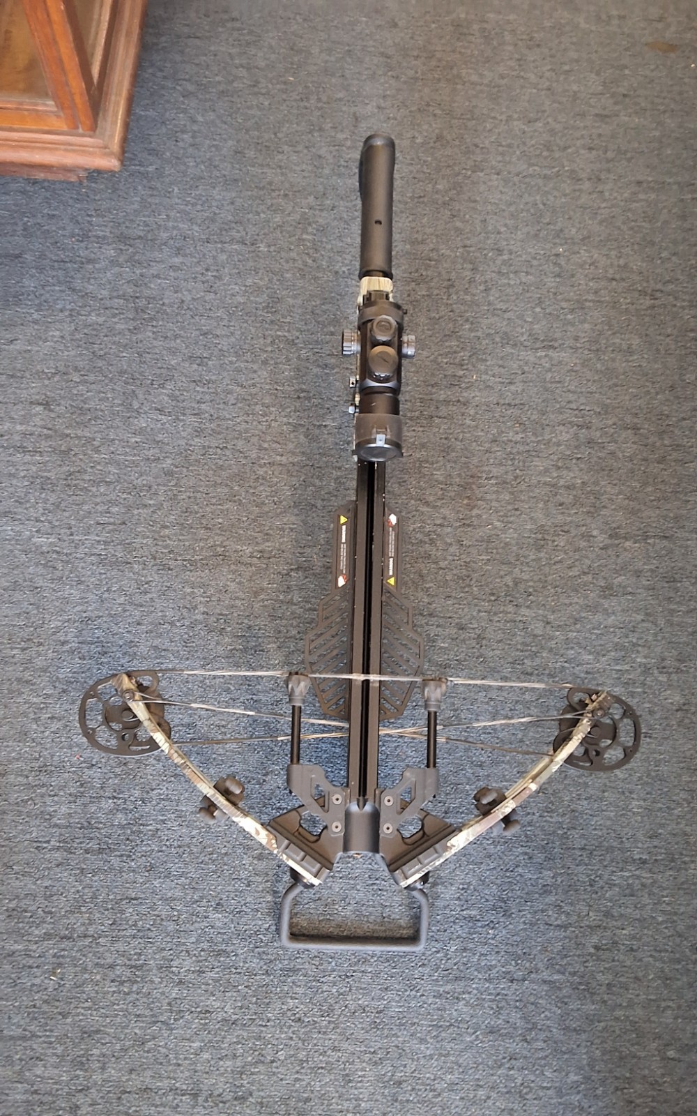 Killer Instinct Ripper 425 Crossbow With Scope, Pull String, And Six Bolts