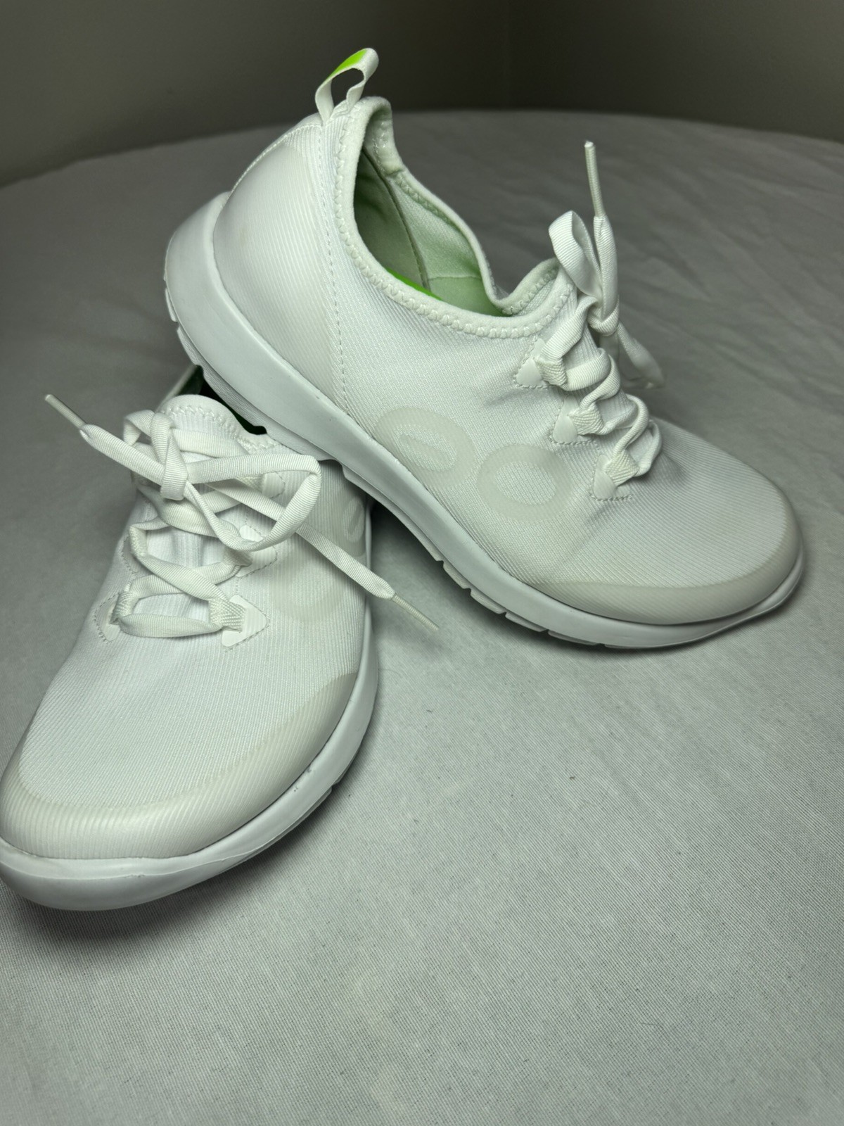 OOFOS Shoes Womens 6.5 OOmg Sport LS Low Recovery Slip On Sneakers White Comfort
