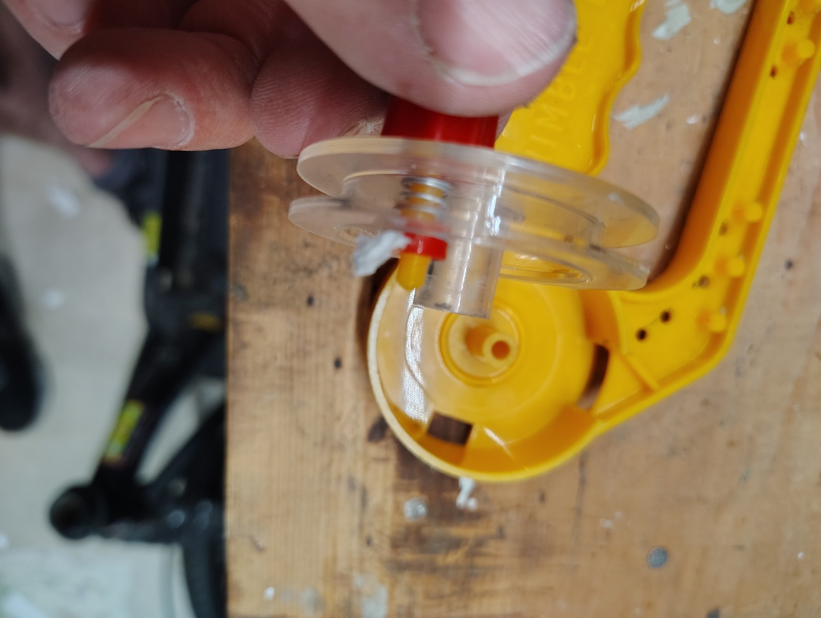 Thimble-Drome Reel Yellow Clear for Flying Line