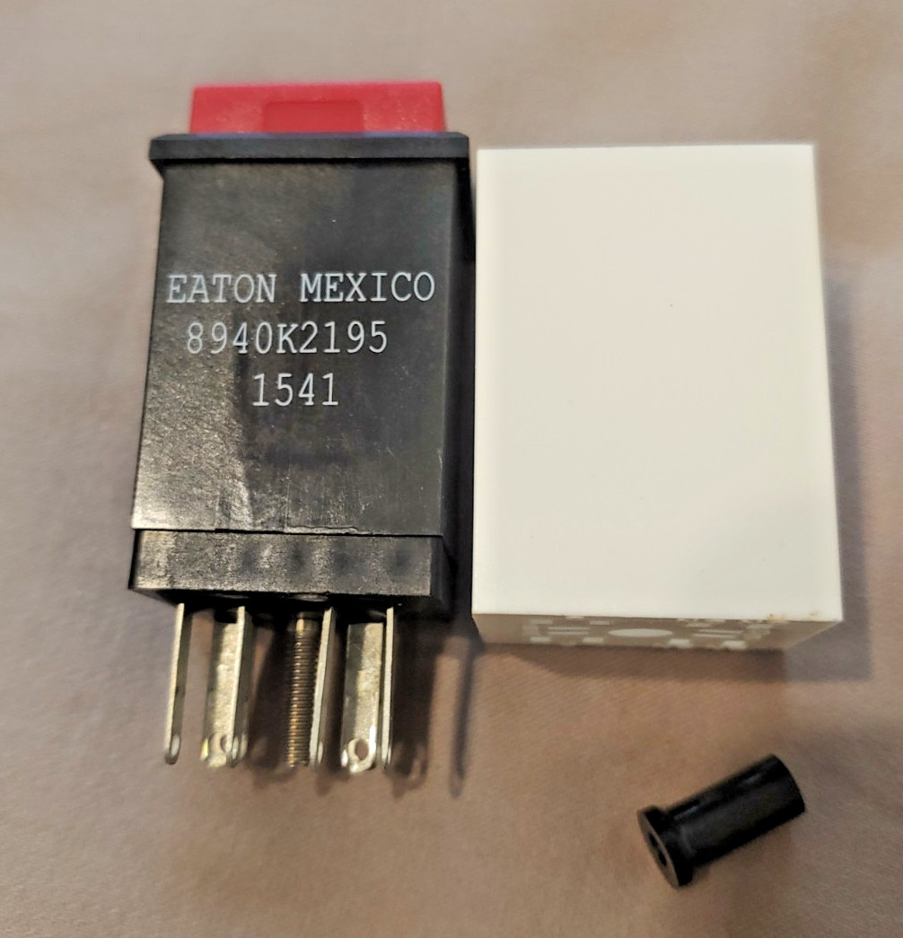 Eaton 8940k2195 Multifunction Push Button, Made in Mexico