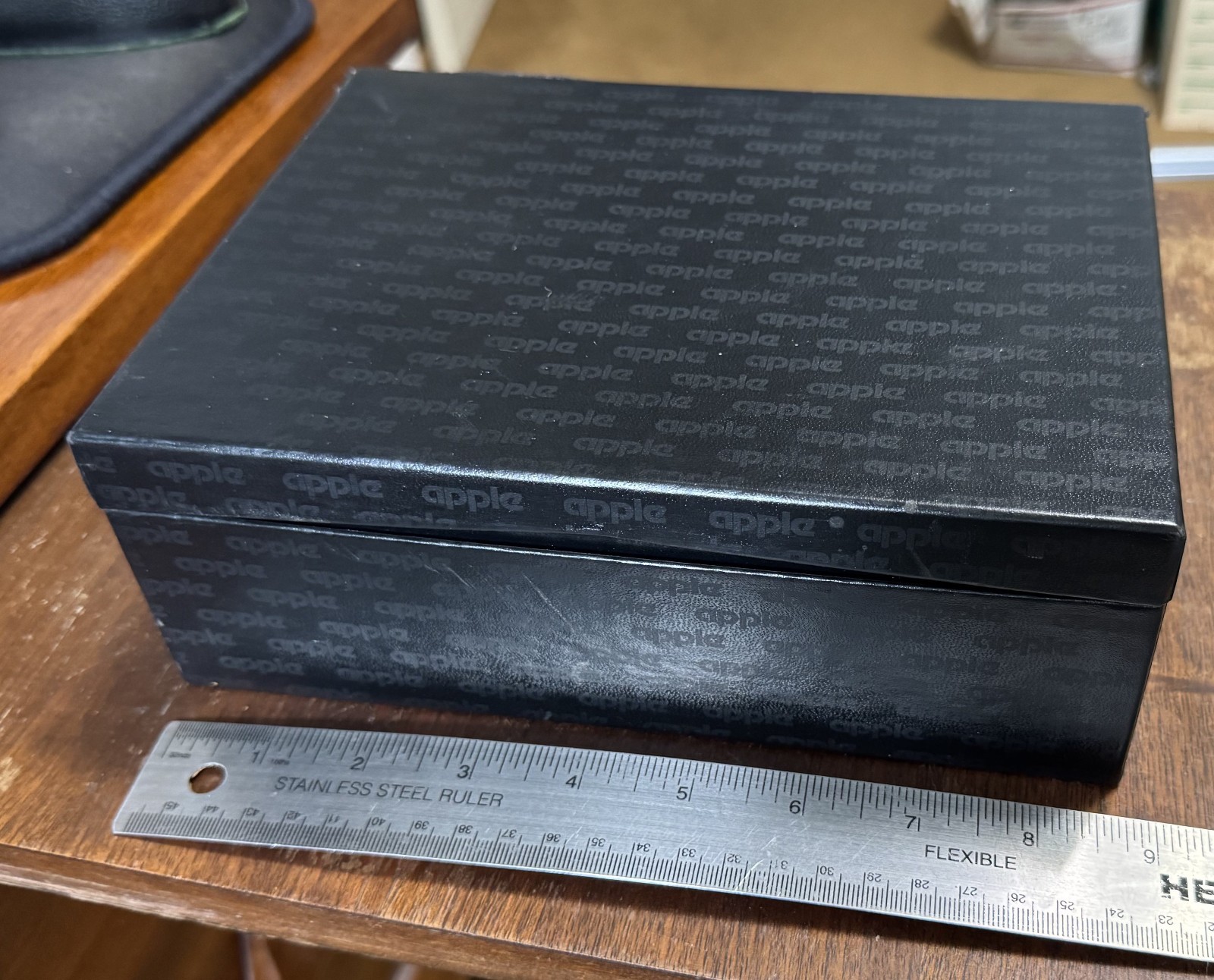 Empty box, originally contained Apple  / / /  (Apple 3) software and manual