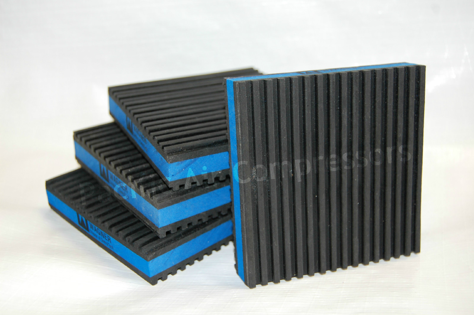 IR COMPATIBLE 32321002 4 x 4 INDUSTRIAL ISOLATOR PADS (SET OF 4) VIBRATION PAD