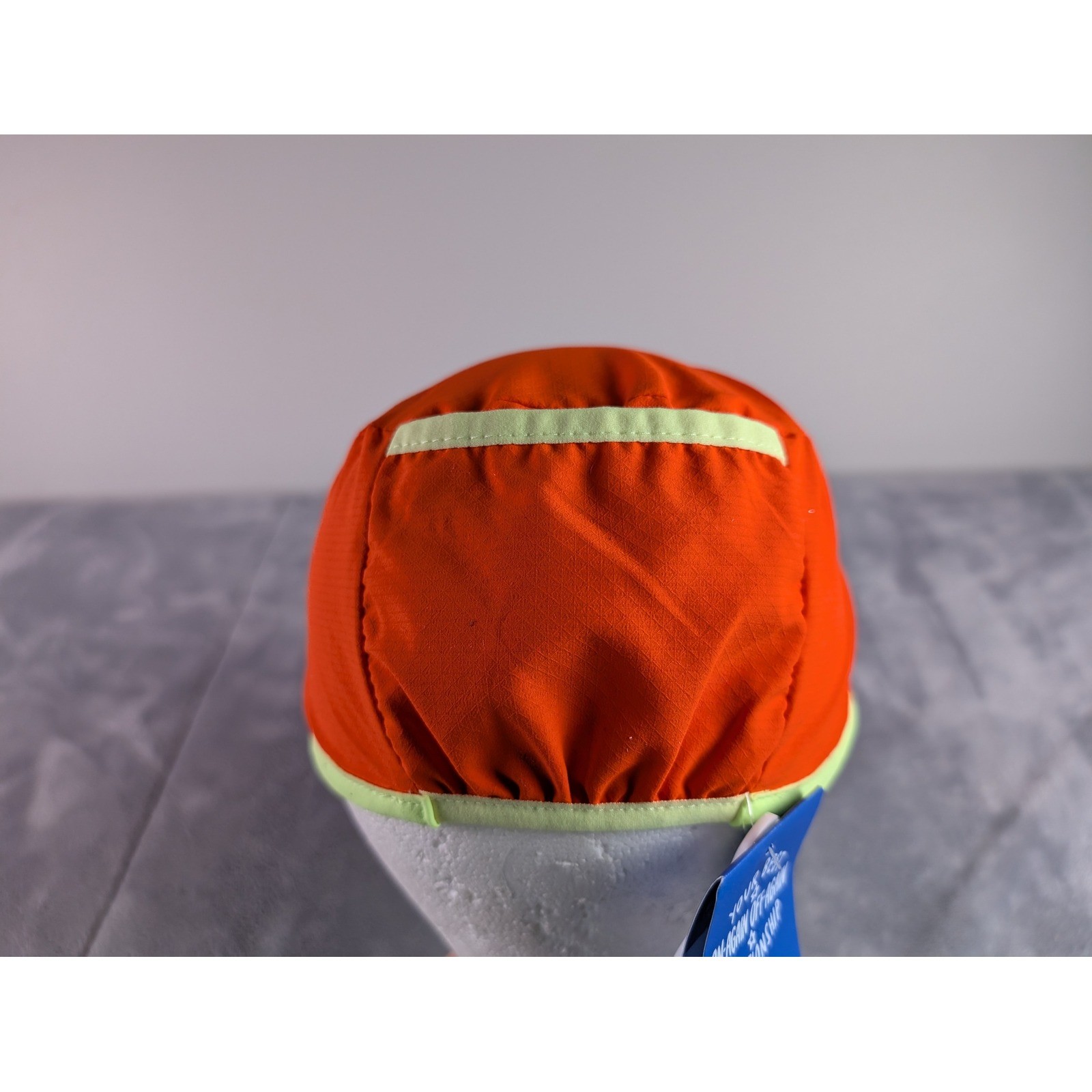 Brooks Lightweight Packable Running Hat Cherry Tomato Neo Pink OSFA