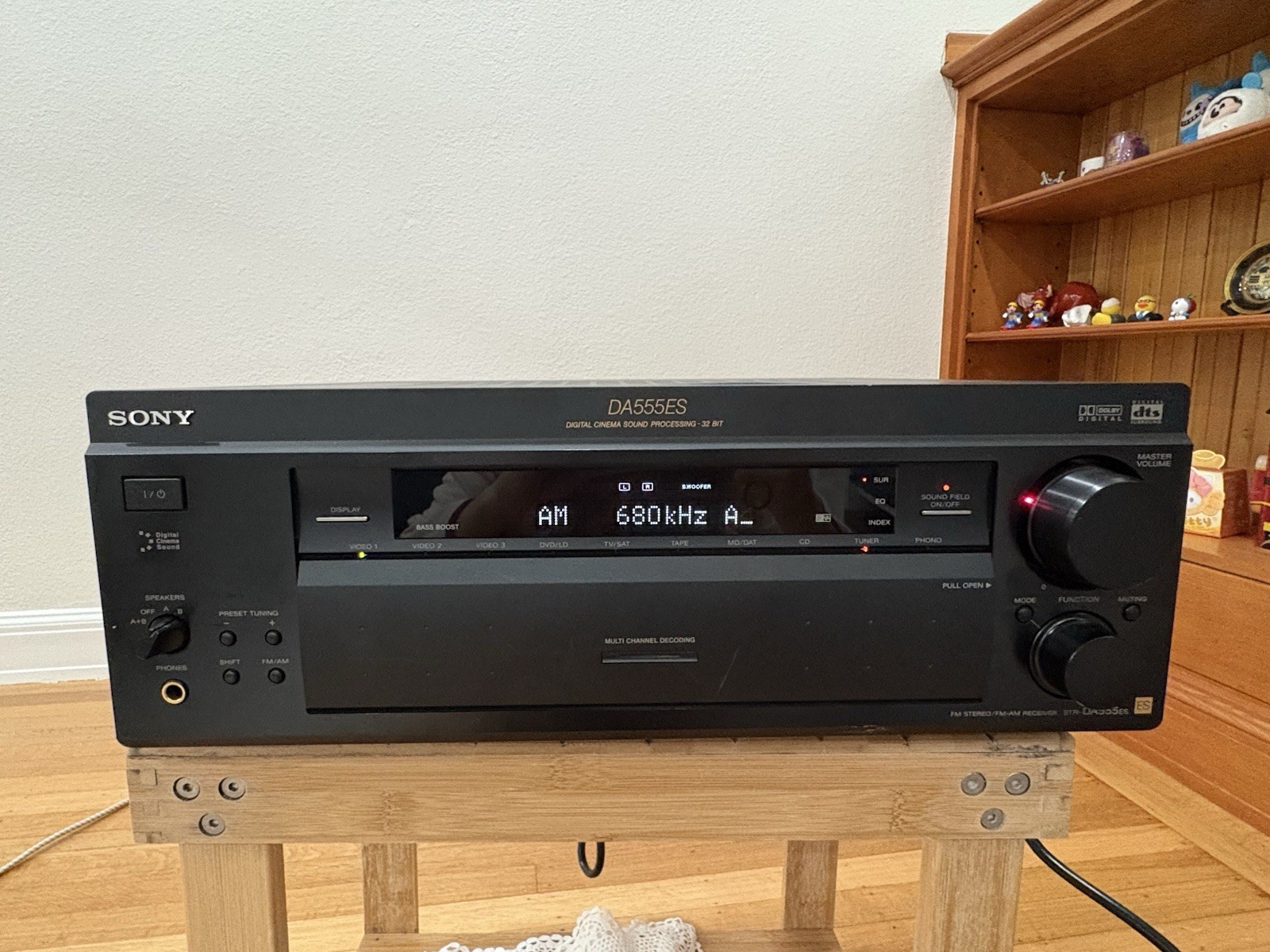 Sony STR-DA555ES 5.1-Channel A/V Receiver Works