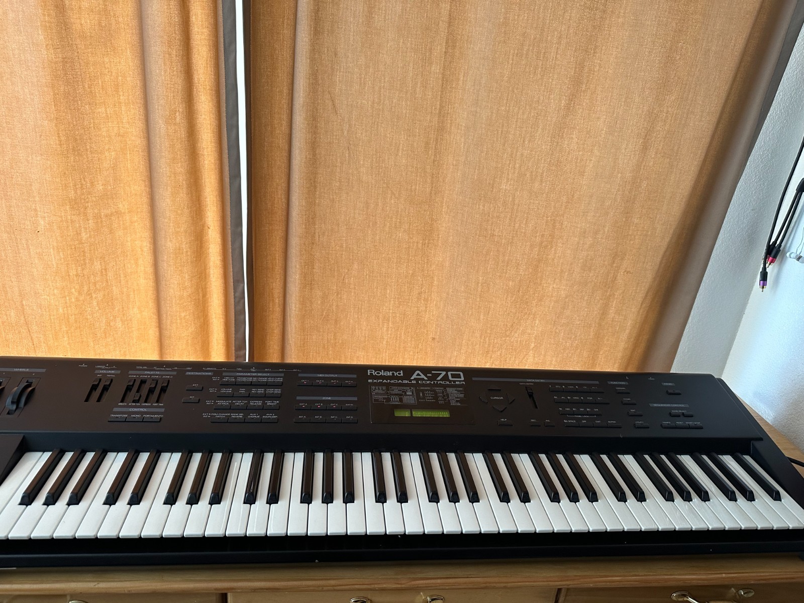 Roland A – 70 keyboard Controller with expansion card excellent condition