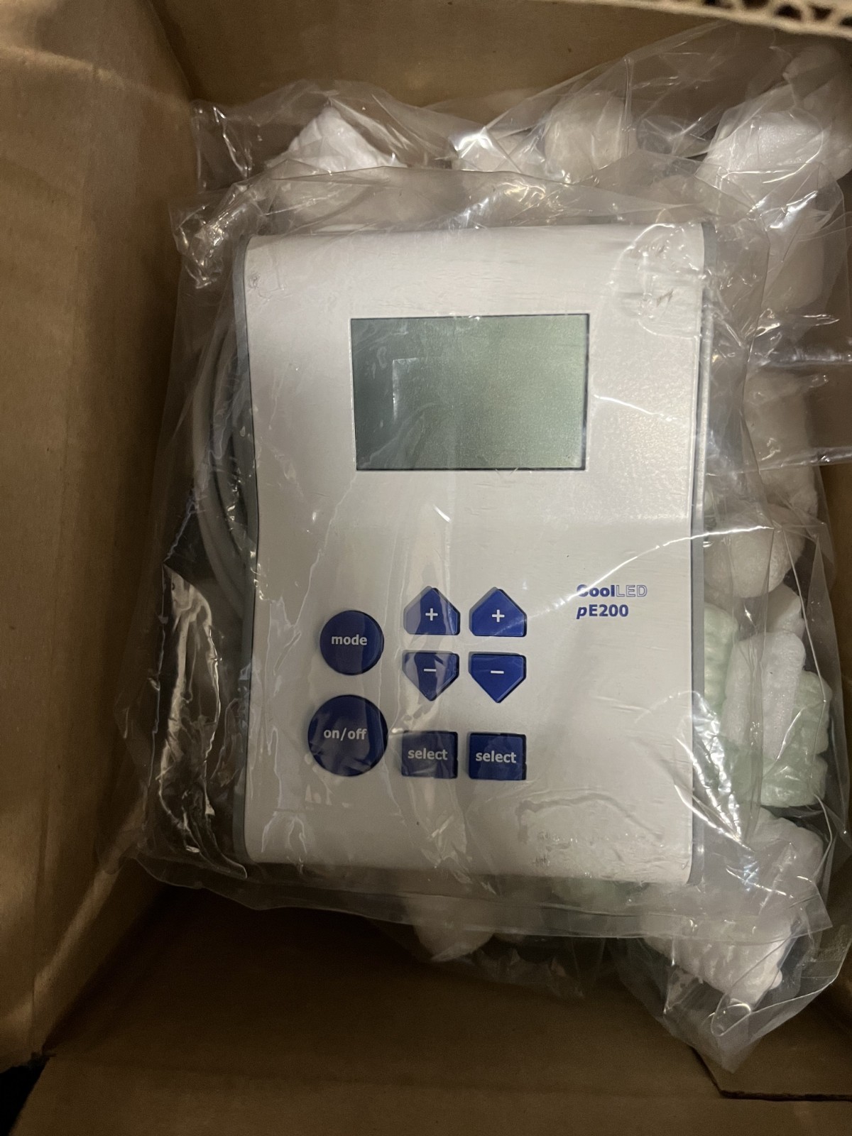 New CoolLED pE-200 Controller