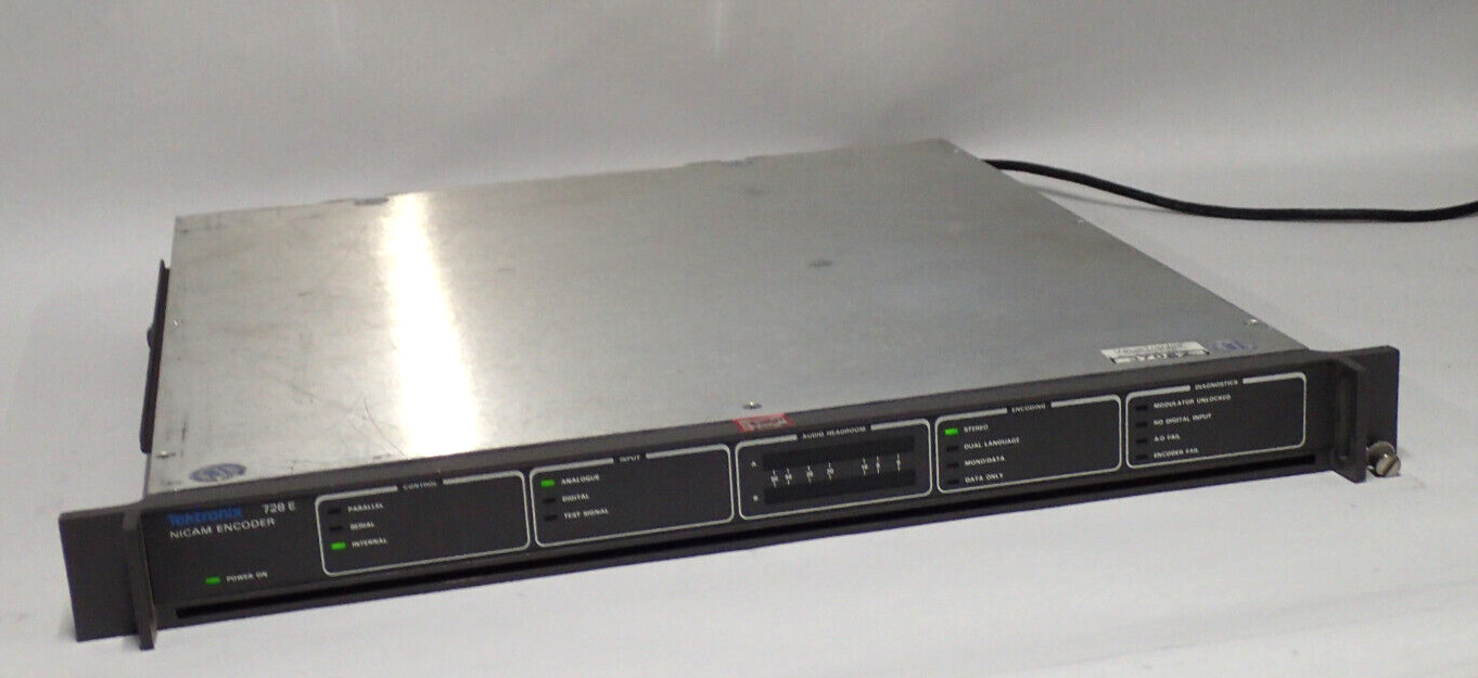 TEKTRONIX 728E NICAM ENCODER POWER UP PASSES SELF TEST! SUPER CLEAN INSIDE
