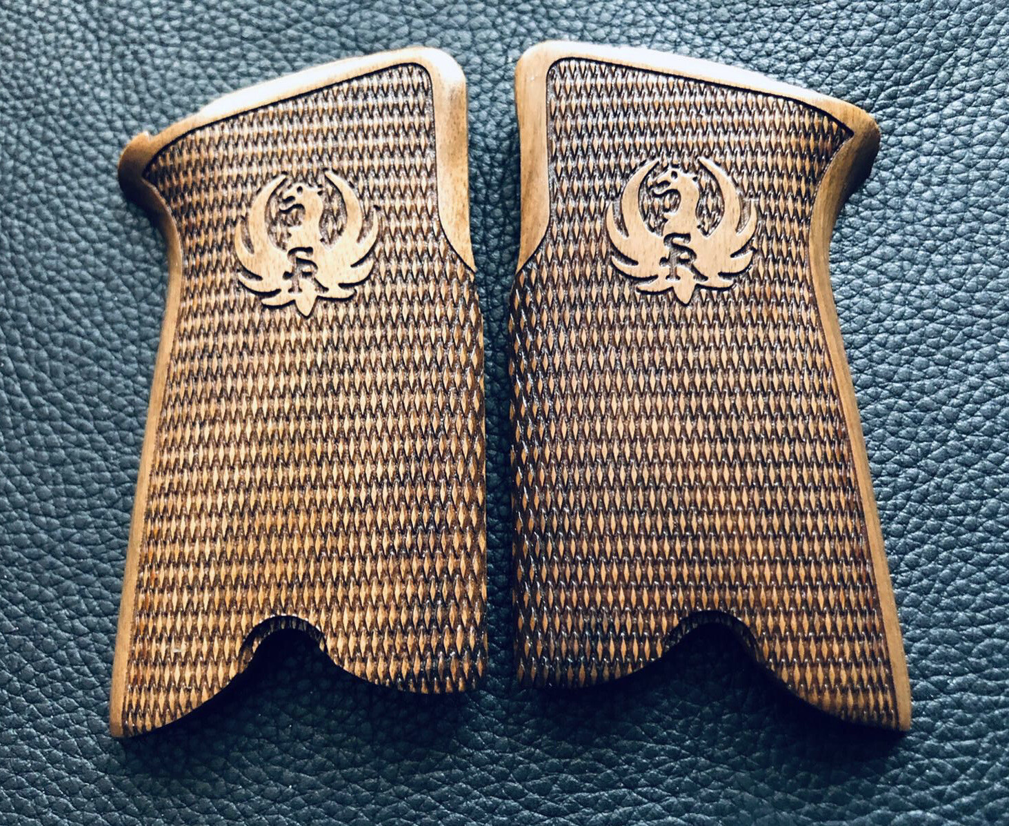 Ruger P85, P89, P90 & P91 Turkish Walnut Wood Grips. Handmade. Diamond Checkered
