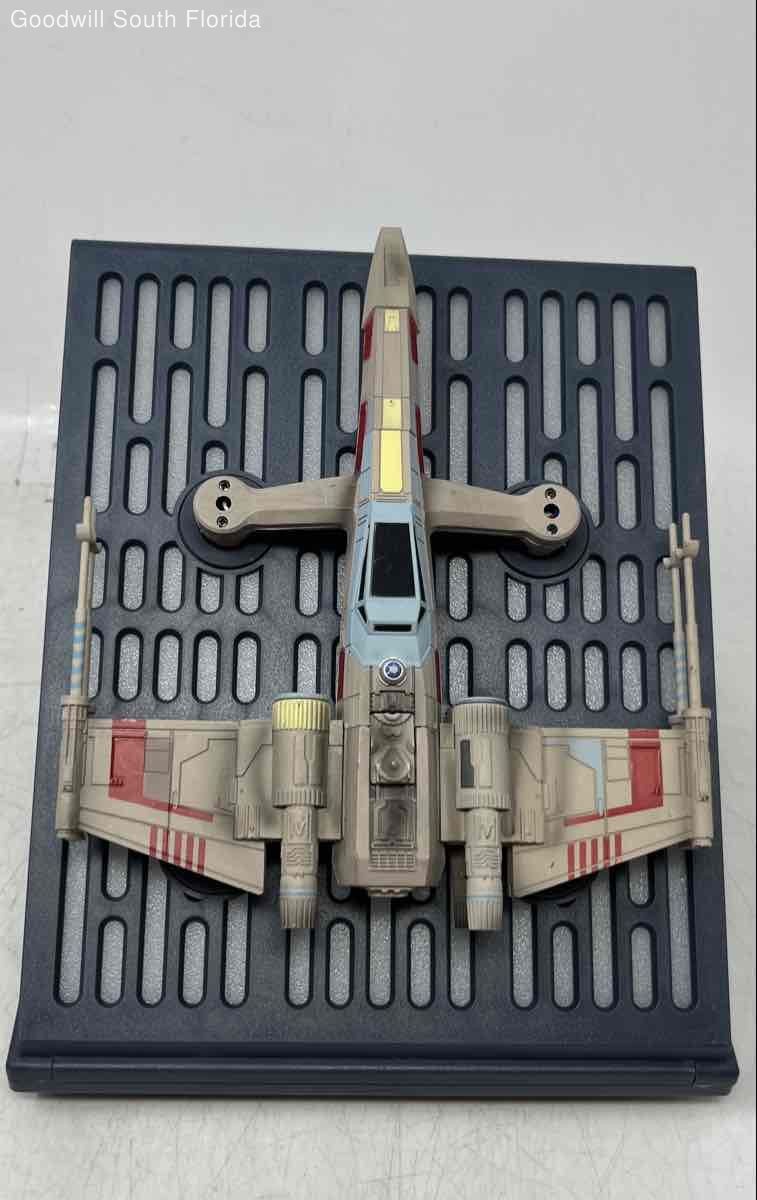 Propel Star Wars Collection Remote Control X Wing Vehicle Drone & Display Case