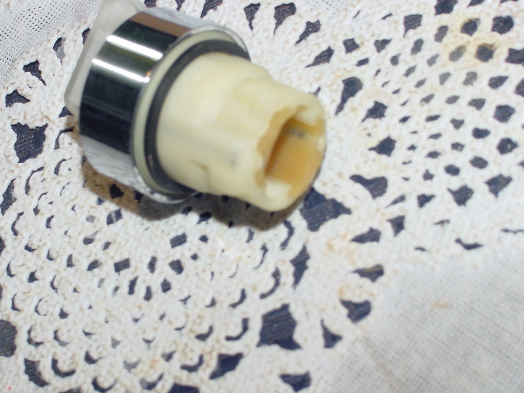 Siemens 3SB1001 2DH32, 22mm Selector Switch 3 POS, Illum. Maintained, CLEAR Knob