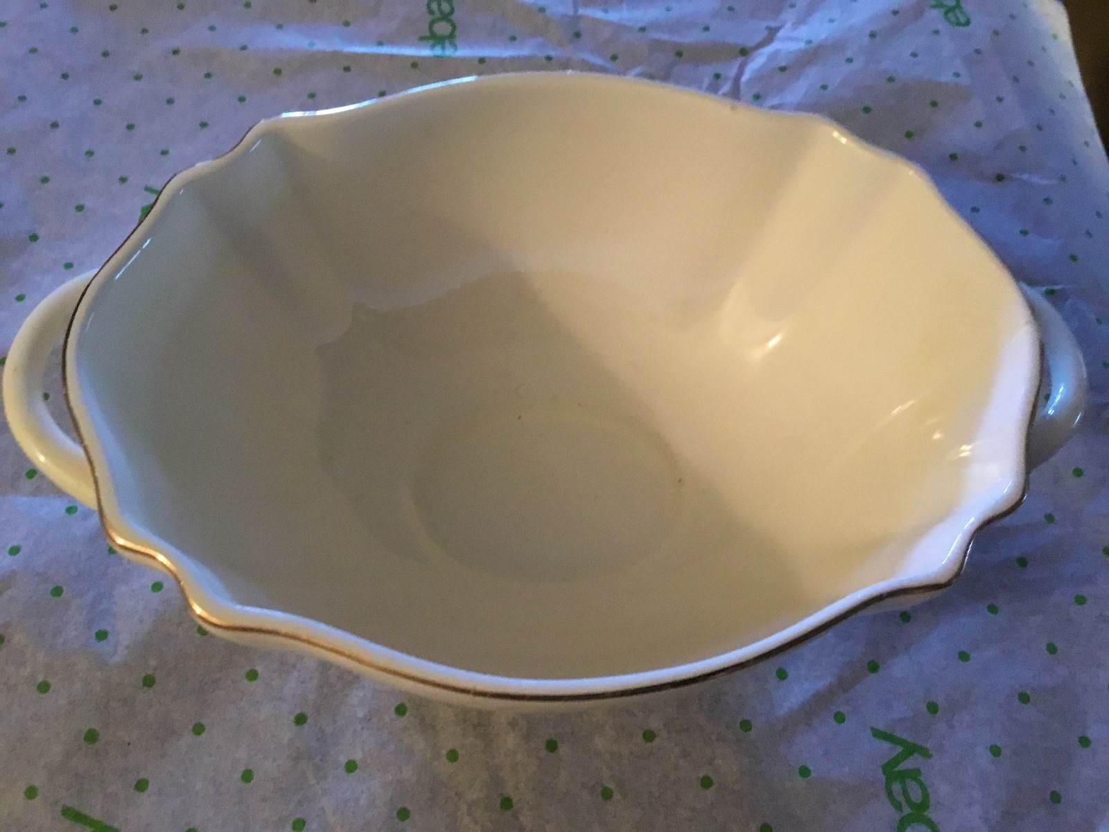 ceramic holiday planter