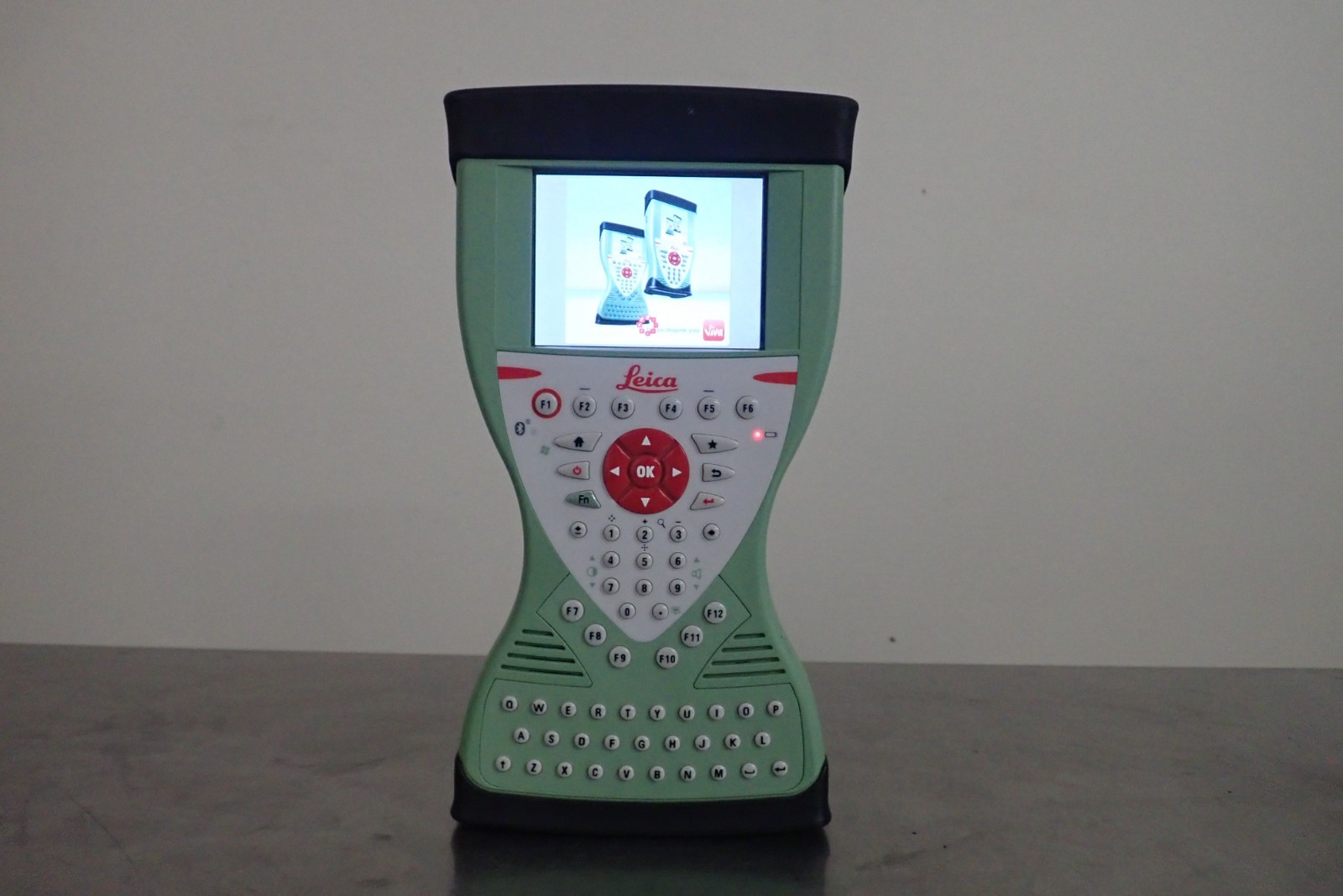 Leica VIVA CS15 Field Controller