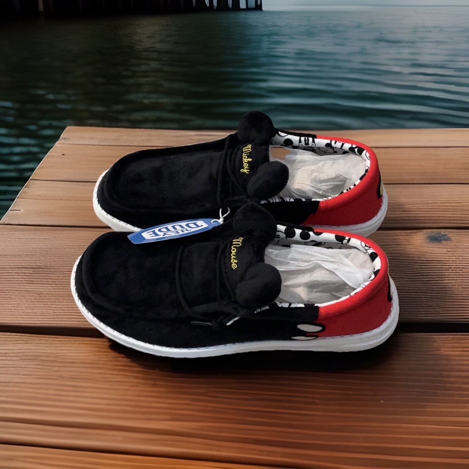 NWT Hey Dude Disney Mickey Mouse Wally Shoes Men’s Sz 8 W10 In Hand