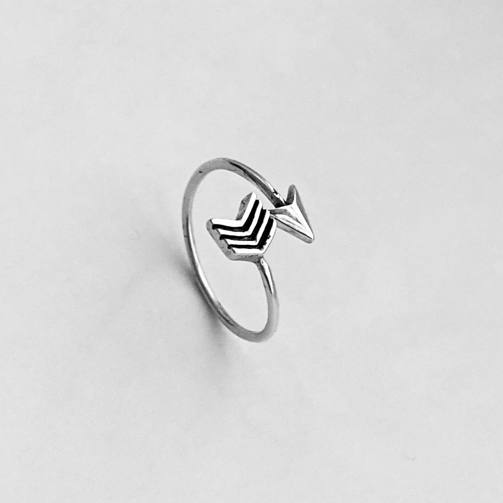 Sterling Silver Thin Bow and Arrow Toe Ring, Silver Ring, Arrow Rings