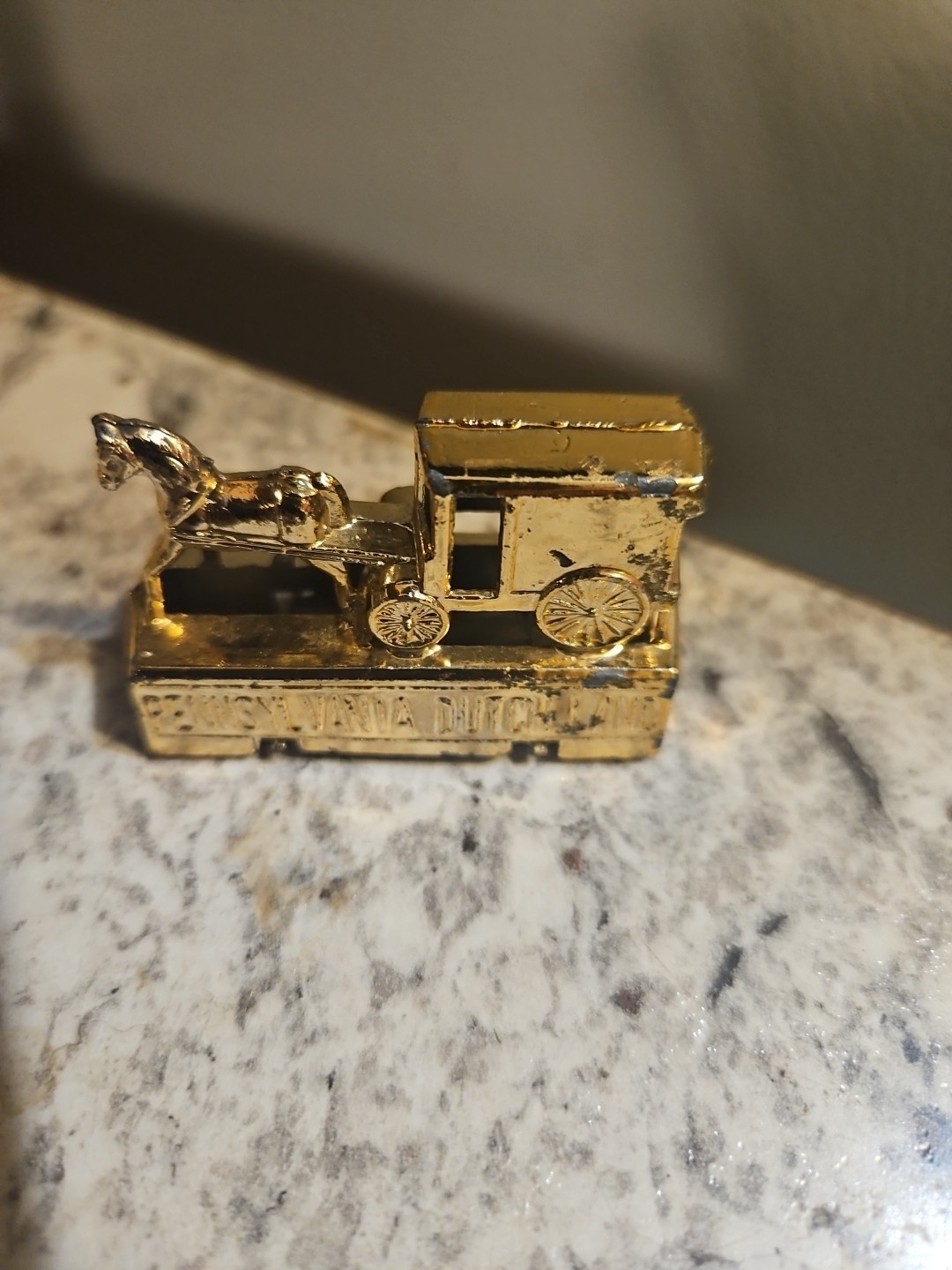 Diecast Horse Carriage PA Dutch Country Figurine Pencil Sharpener Vtg Japan