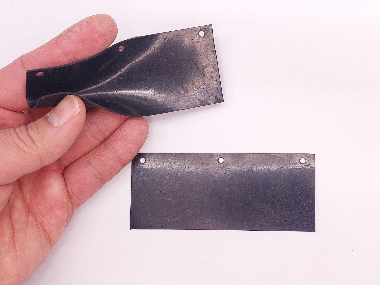Kyosho Blizzard SCALE snow guard/flaps SC - w/ rubber flaps