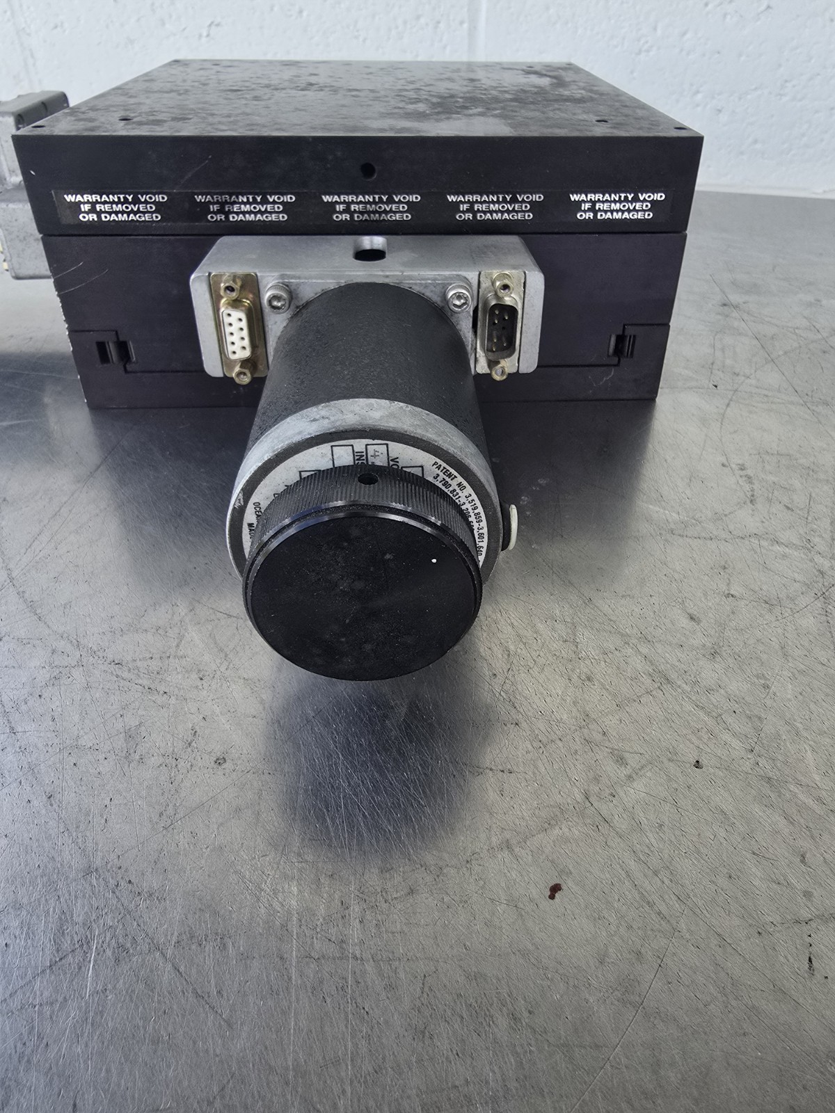 NEW ENGLAND TECHNOLOGIES I2 LINEAR STAGE POSITIONER AS-IS