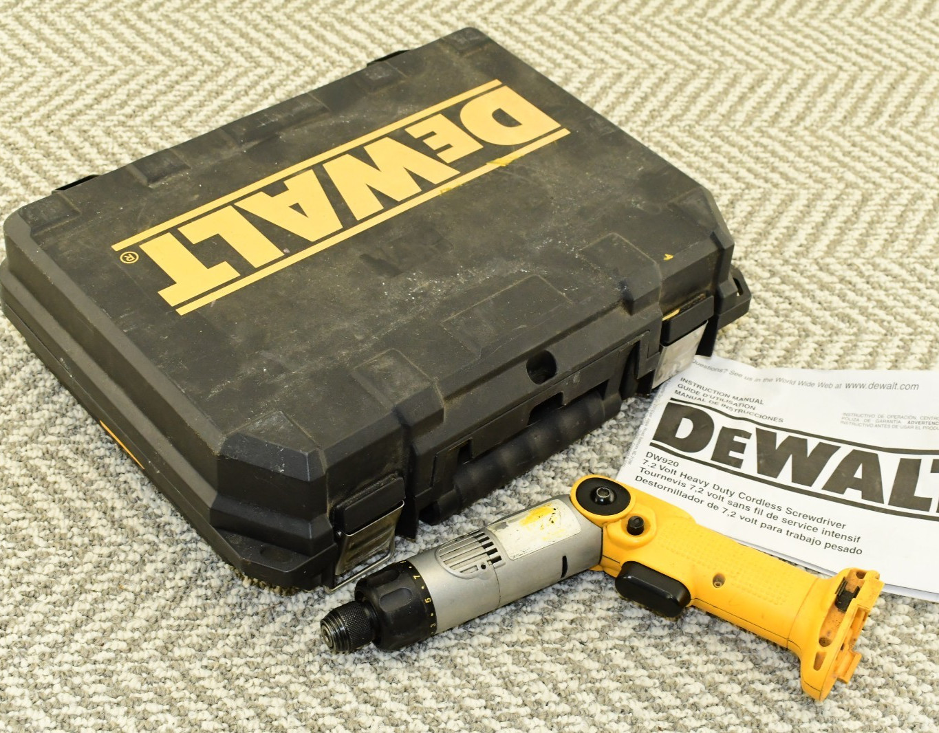 DeWalt DW920 7.2V Cordless Screwdriverw/ Case DW9118 - NO BATT or Charger