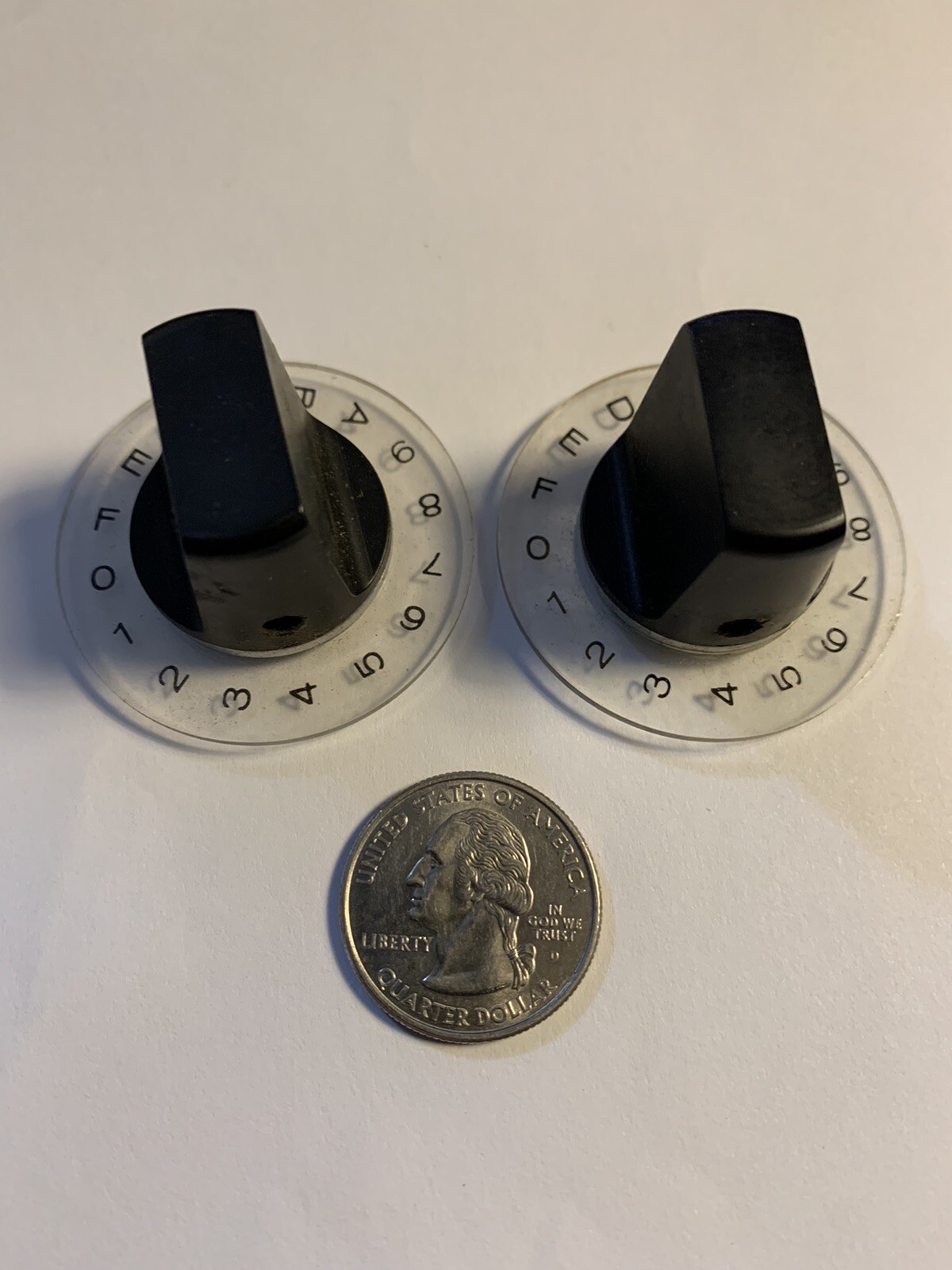 2Pc NEW Vintage Black Bakelite  Ham Radio Guitar TV Amp Knob Parts NEW OLD STOCK