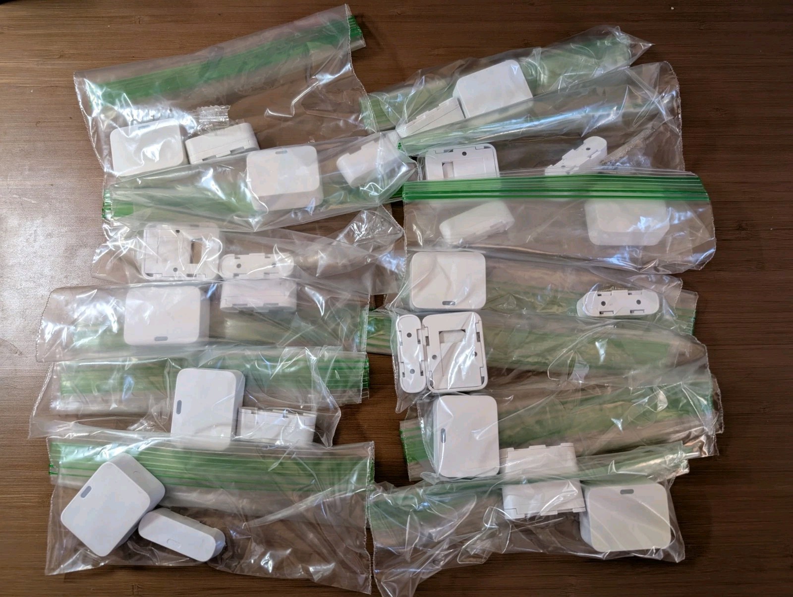 SimpliSafe Entry Sensor Door Window Sensors Lot of 13 White Gen 3 Alarm System