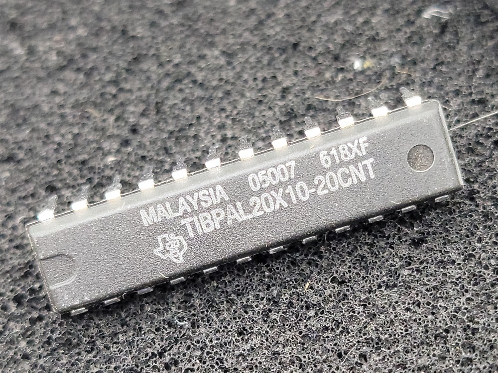 New (6pcs) TIBPAL20X10-20CNT TEXAS INSTRUMENTS IC Programmable