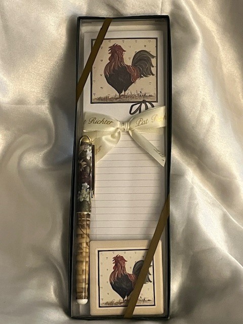 PAT RICHTER ROOSTER NOTEPAD, MAGNET, PEN SET; 2002; NEW IN PACKAGE