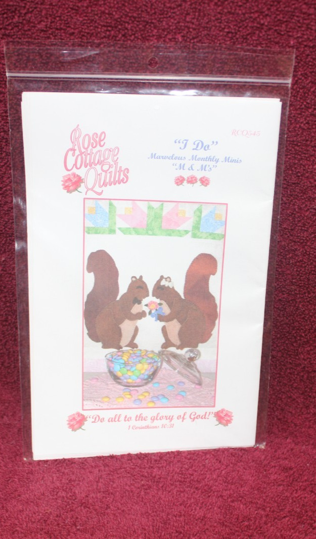 Rose Cottage Quilts Pattern - I Do Marvelous Monthly Minis - Approx. 12x14