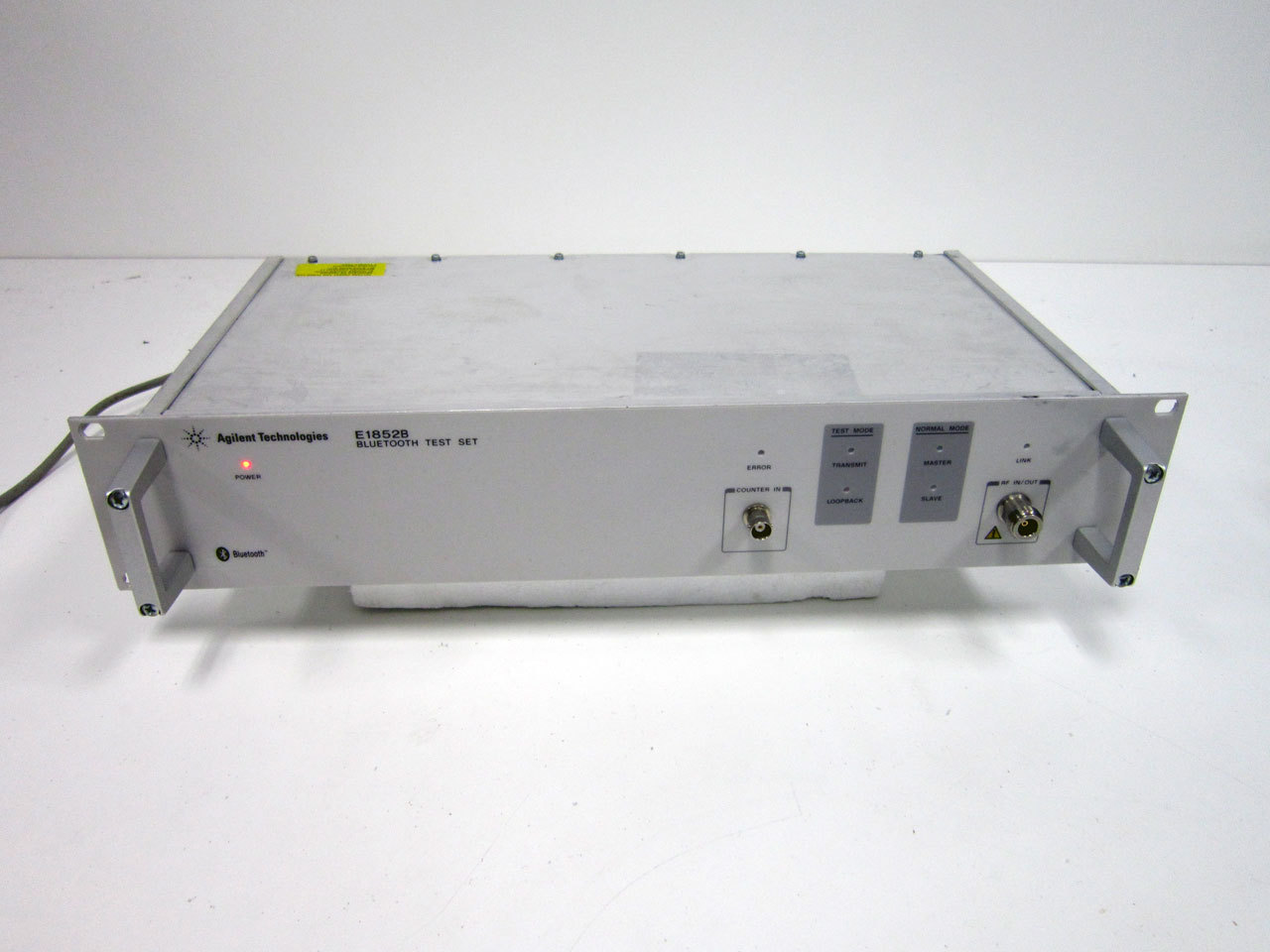 HP AGILENT E1852B BLUE TOOTH COMMUNICATIONS TEST SET