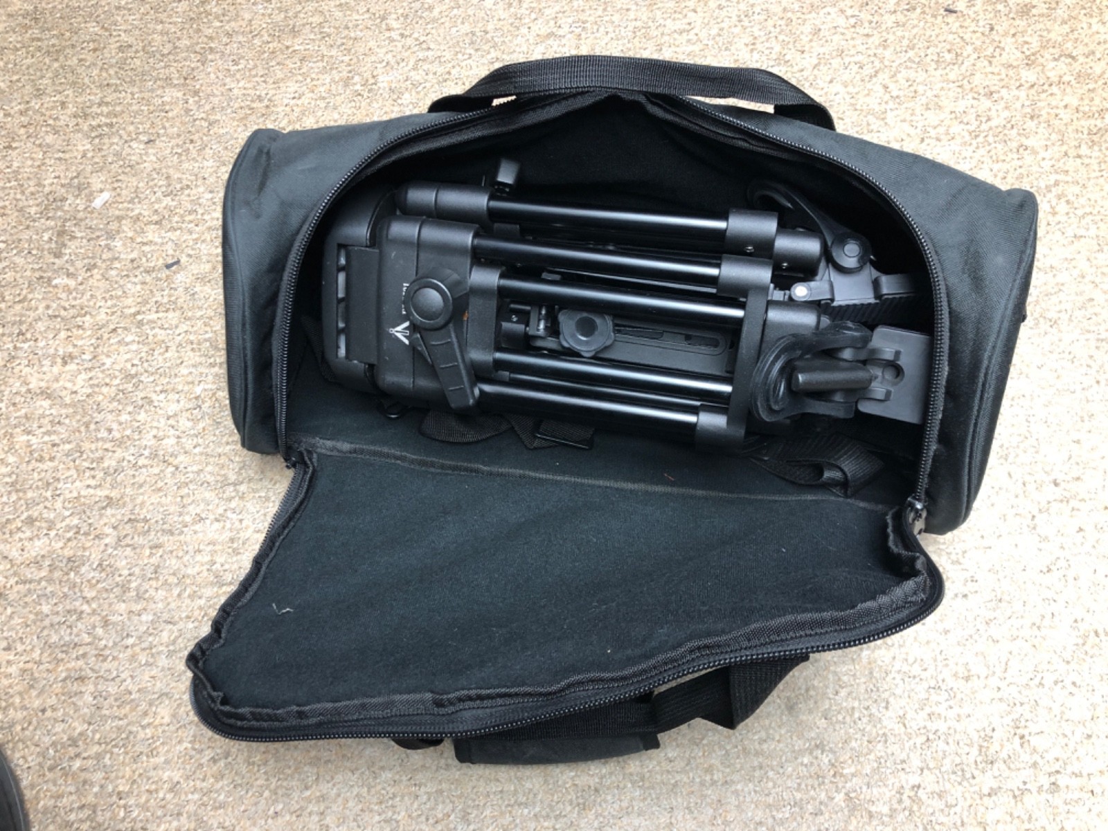 E-Image EI-7501, Baby sticks tripod