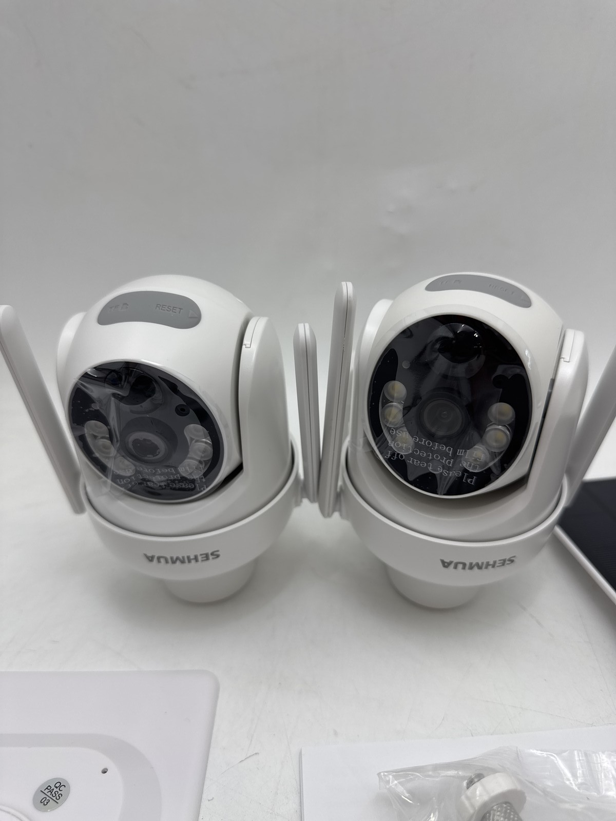 SEHMUA 2K Solar Security Cameras Wireless 2 Pack 360° View Pan RBX-S73 - White