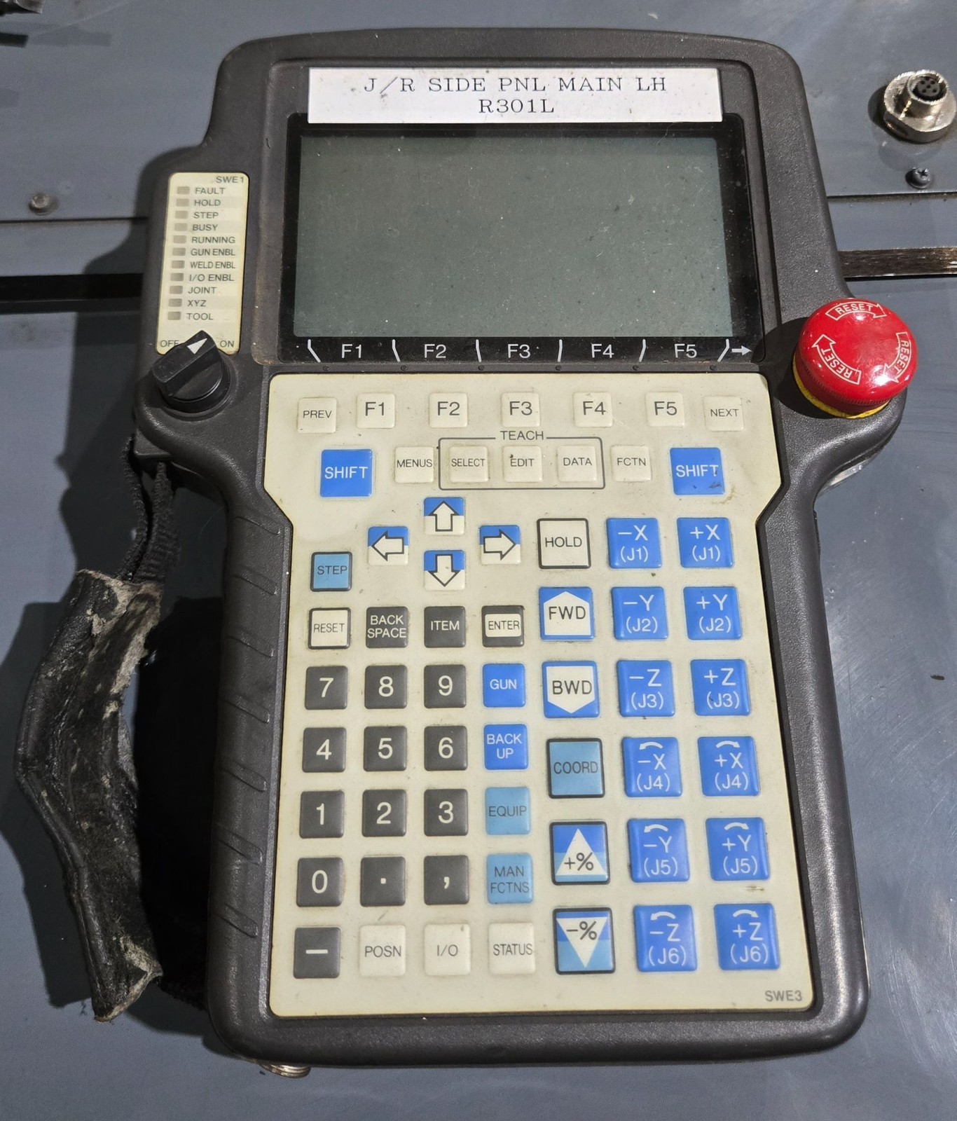 FANUC M900IA/350 Complete with R-J3iC Controller USED