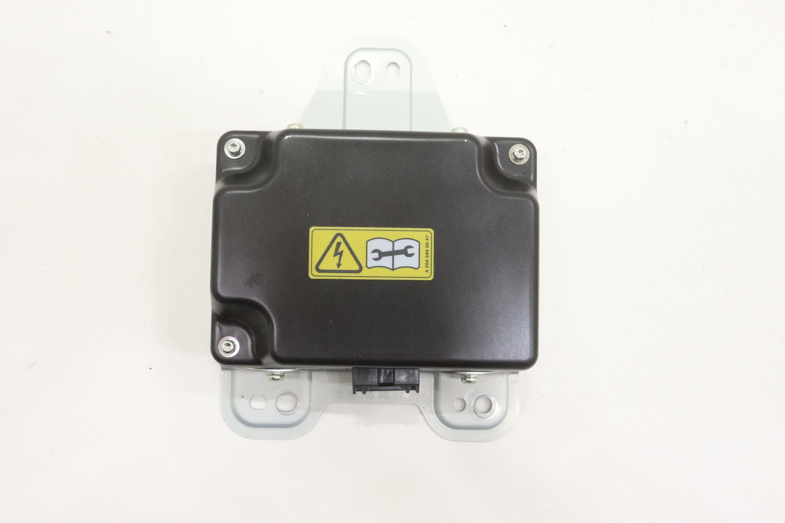 2017 - 2019 MERCEDES GLS450 X166 POWER INVERTER CONVERTOR MODULE OEM A1669820020