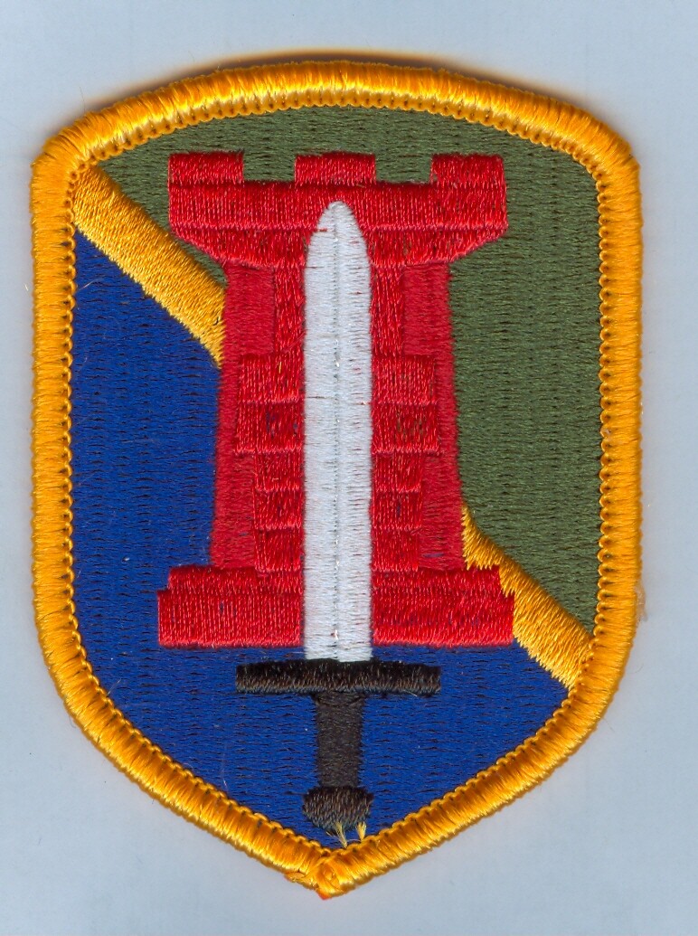 NEW ISSUE SSI:  204th MANEUVER ENHANCEMENT BRIGADE (MEB) ... A GREAT PATCH ... X