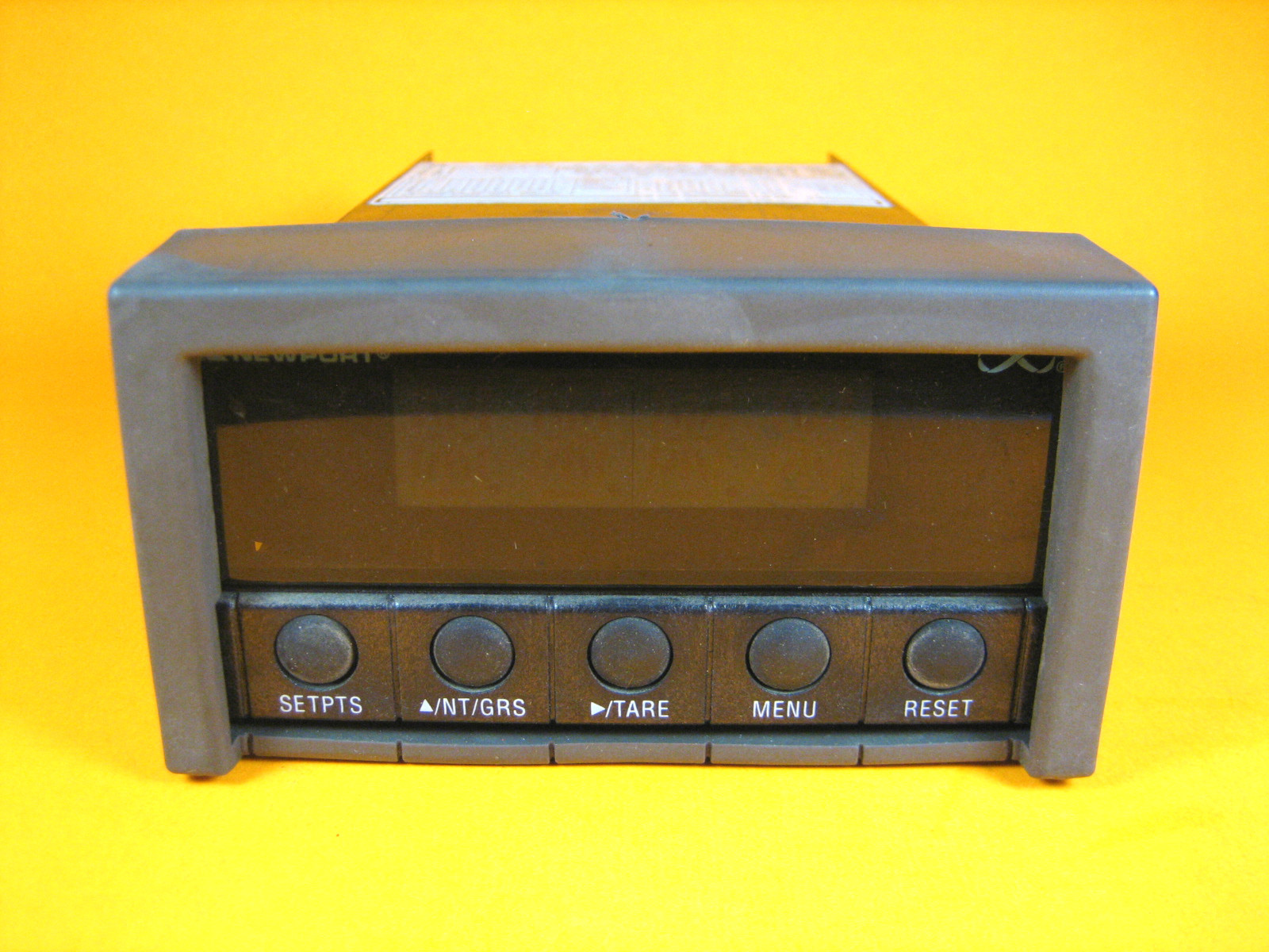 Newport -  INFCS-0.01A/E -  Strain Gauge Meter