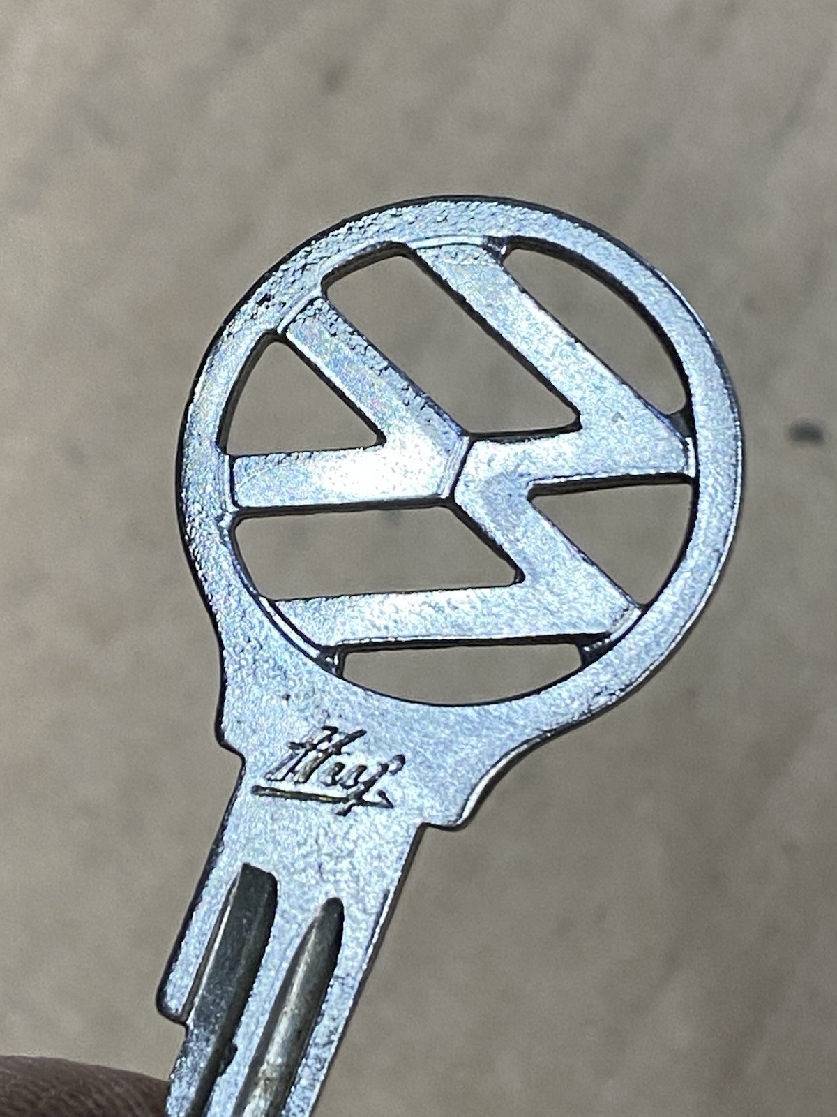VW HUF SV57 Key.