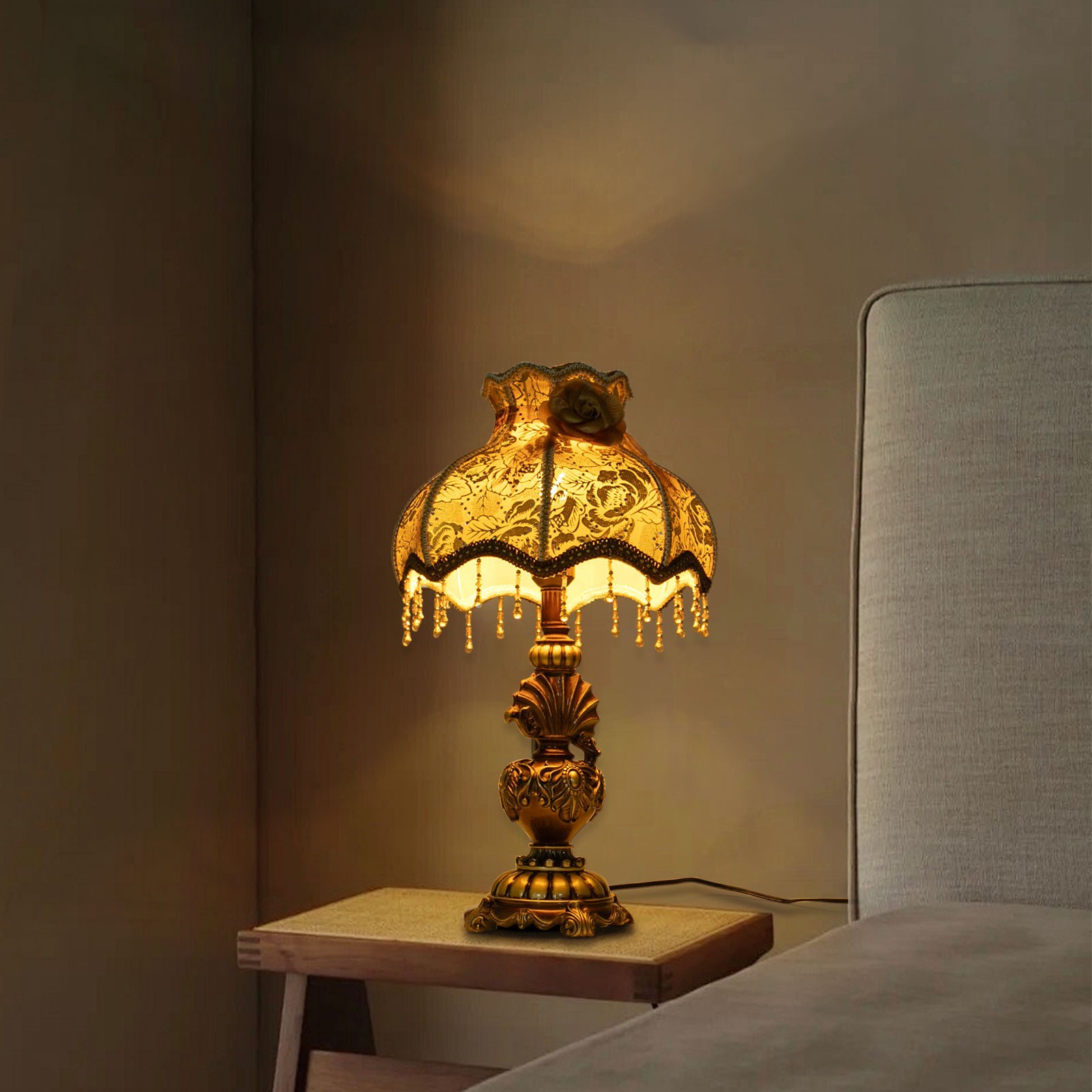 European Style Flower Table Lamp with Push-Button Switch and Elegant Design