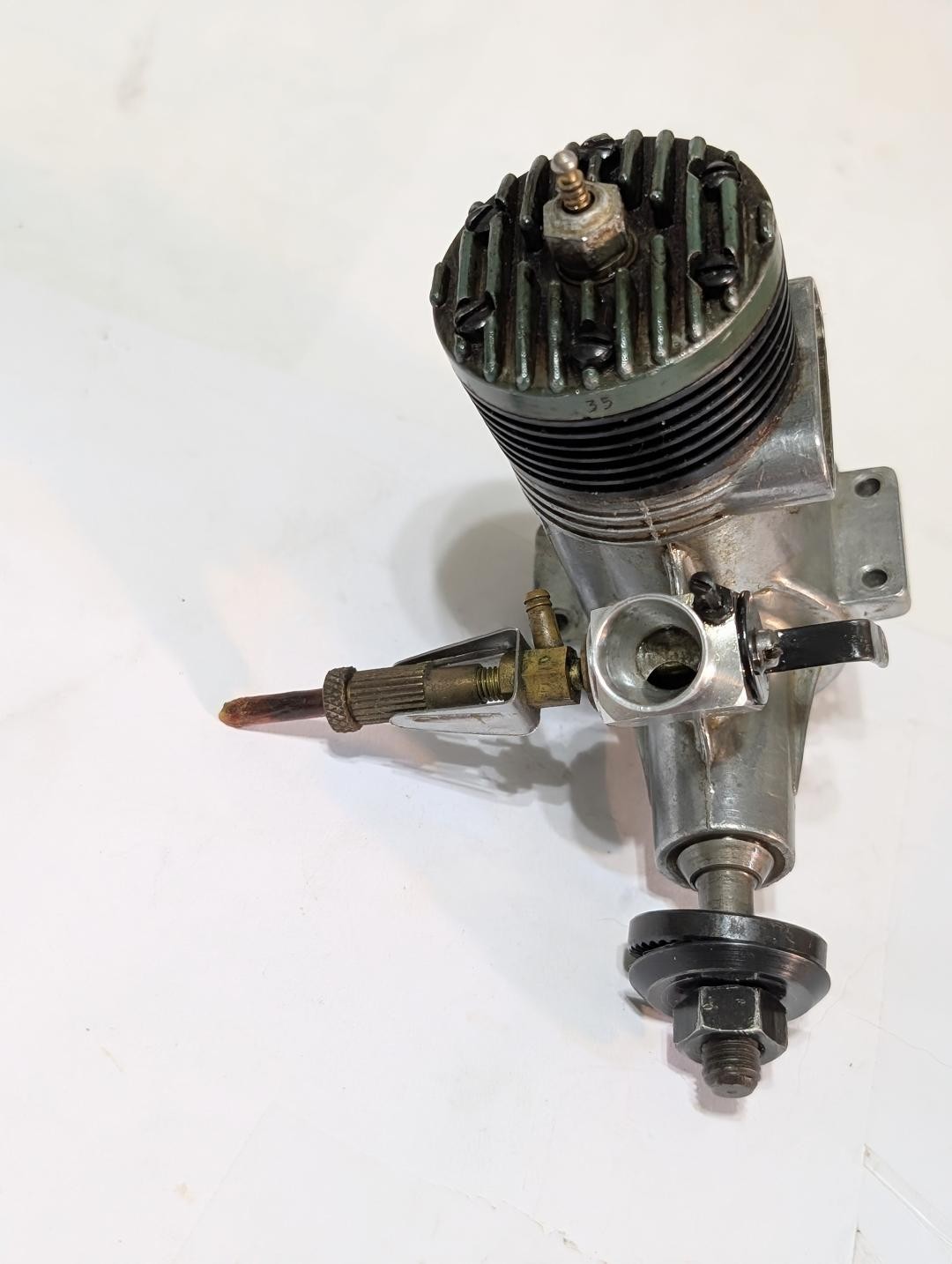 K & B GREEN HEAD 35 RADIO CONTROL ENGINE, GOOD COMPRESSION AND CONDITION