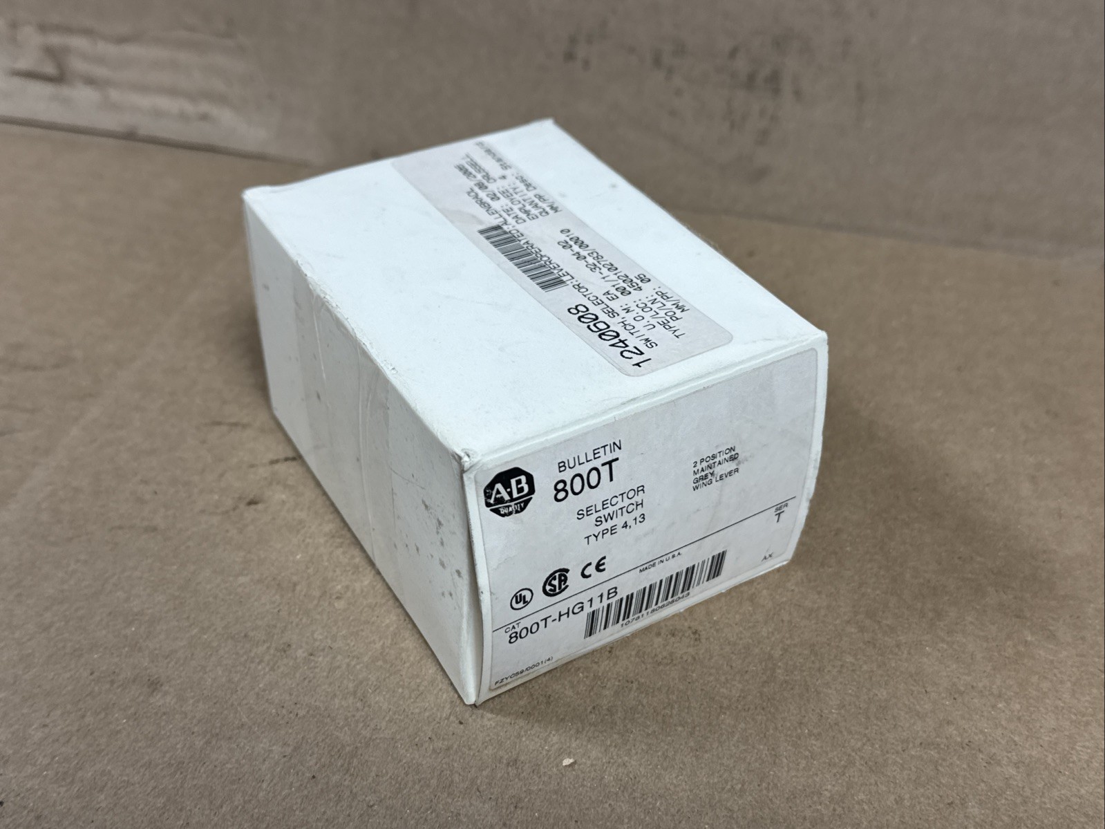 NEW Allen Bradley 800T-HG11B /T 2-Position Maintained Selector Switch FAST SHIP