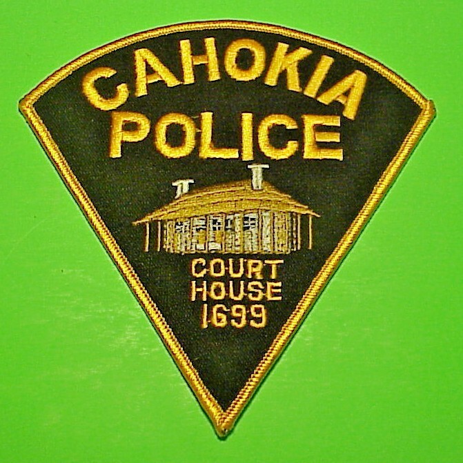 CAHOKIA  ILLINOIS  COURT HOUSE 1699  IL  5 3/4" POLICE PATCH  FREE SHIPPING!!!