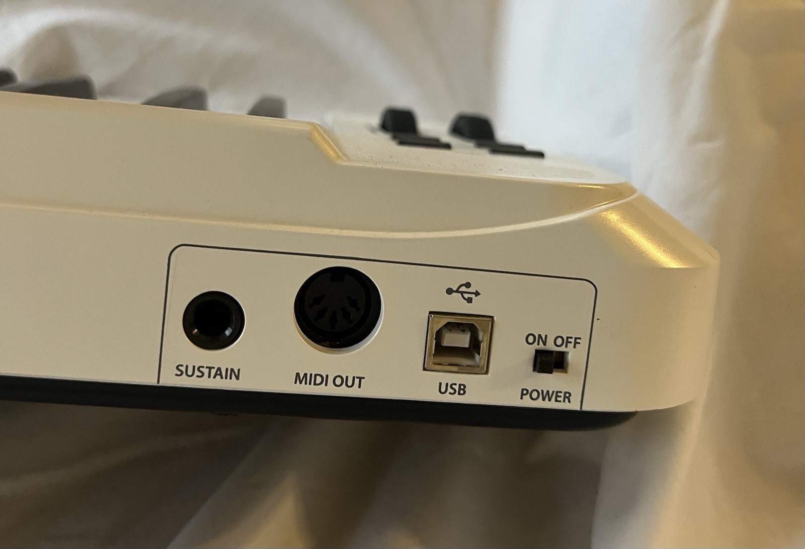 Samson Carbon 49 USB White MIDI Keyboard Software Controller