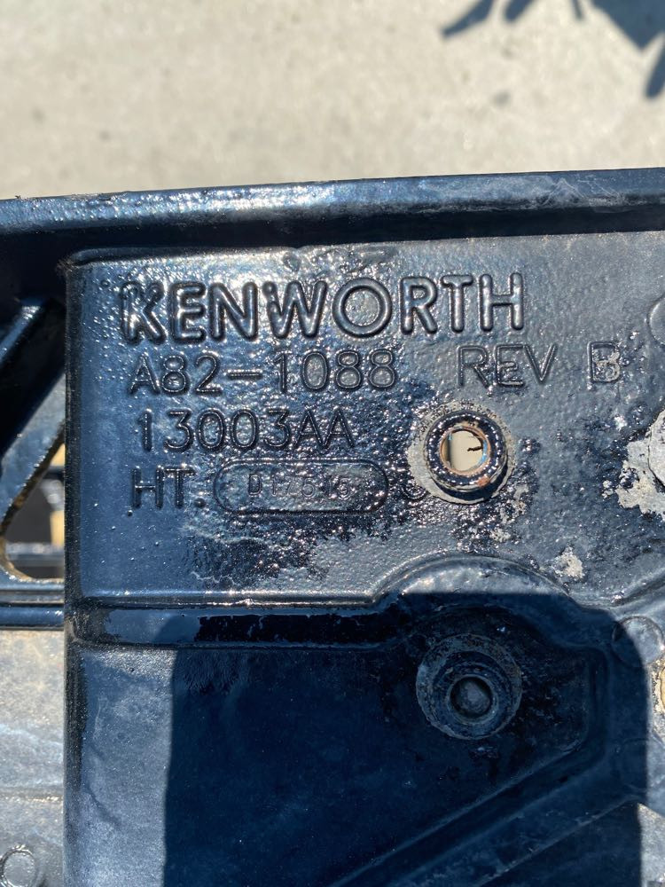 2016 Frame Step for Kenworth T680 (722-10240)