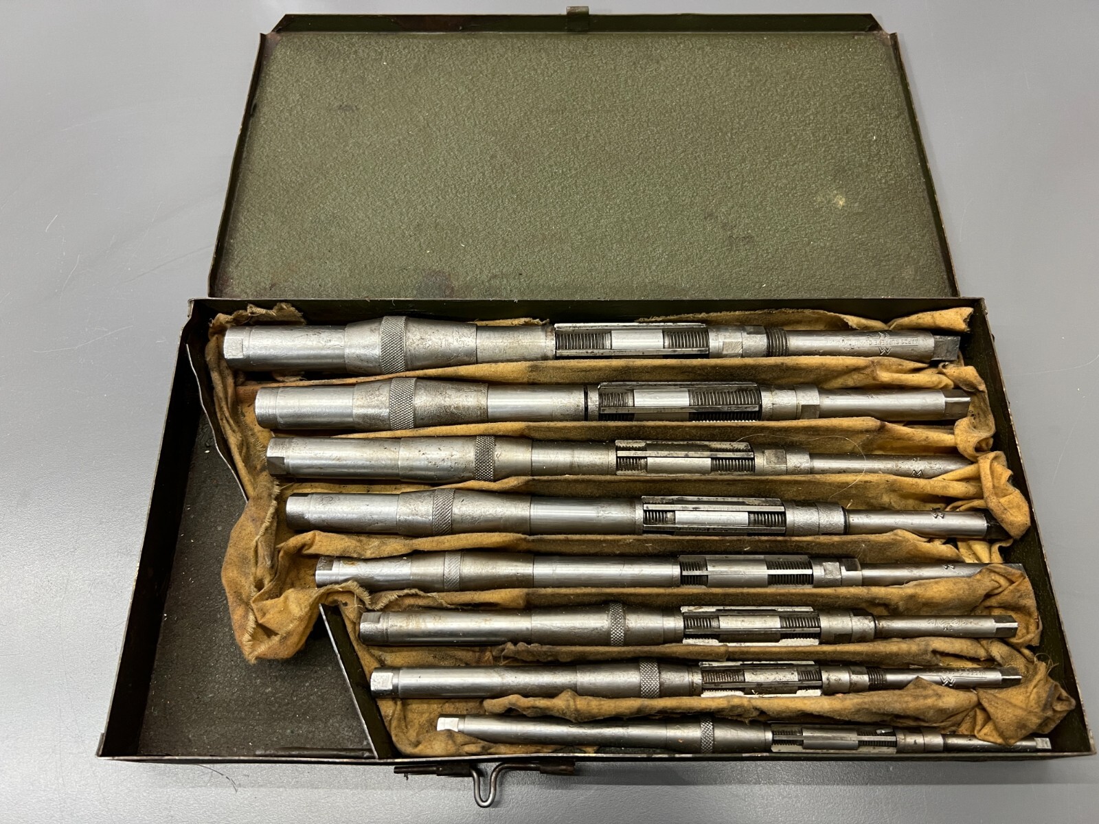 WARDS SUPREME QUALITY MACHINIST ADJUSTABLE REAMER SET OF 8 W BOX - VGC - USA