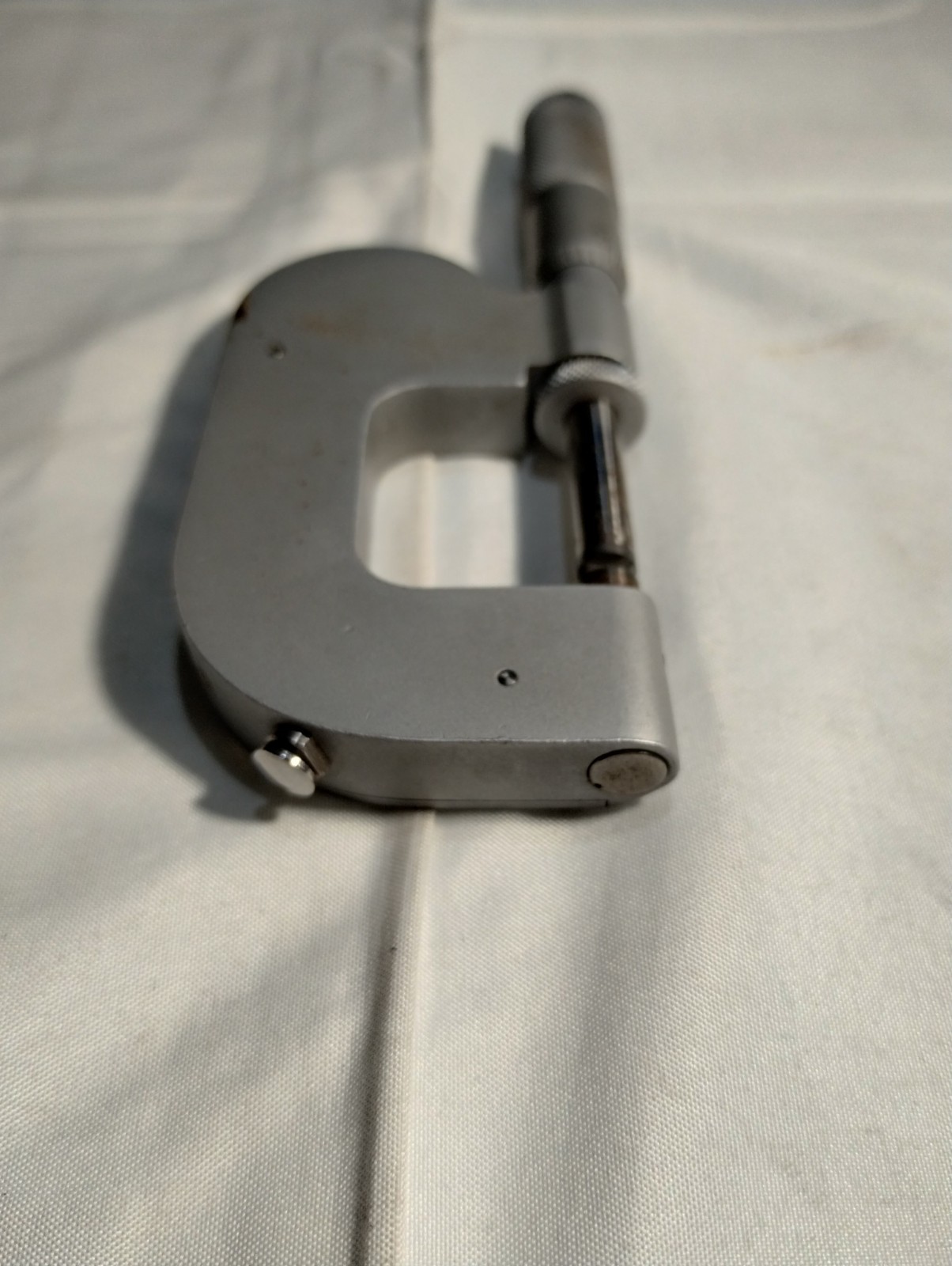 Federal 200P-1 Indicating Micrometer with Case - read
