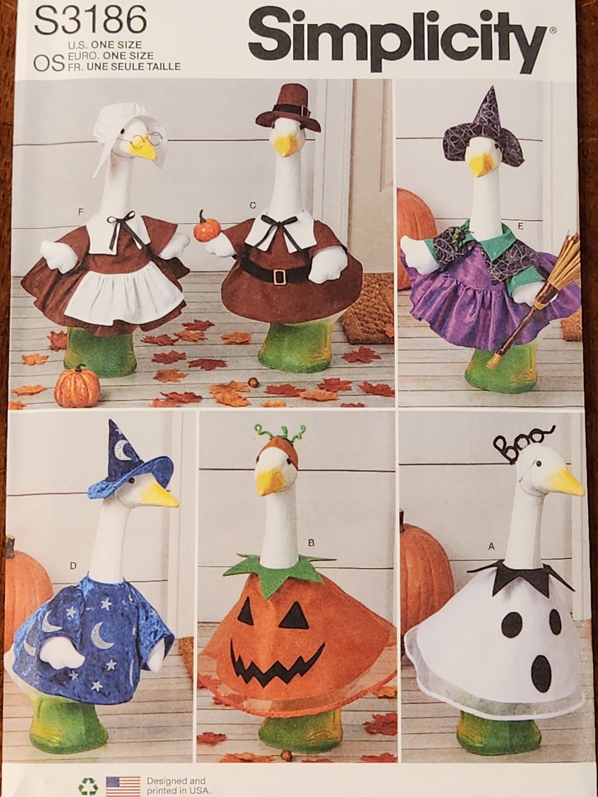 PORCH GOOSE Simplicity 3186 - 6 Outfits - Thanksgiving Halloween Pilgrim Ghost